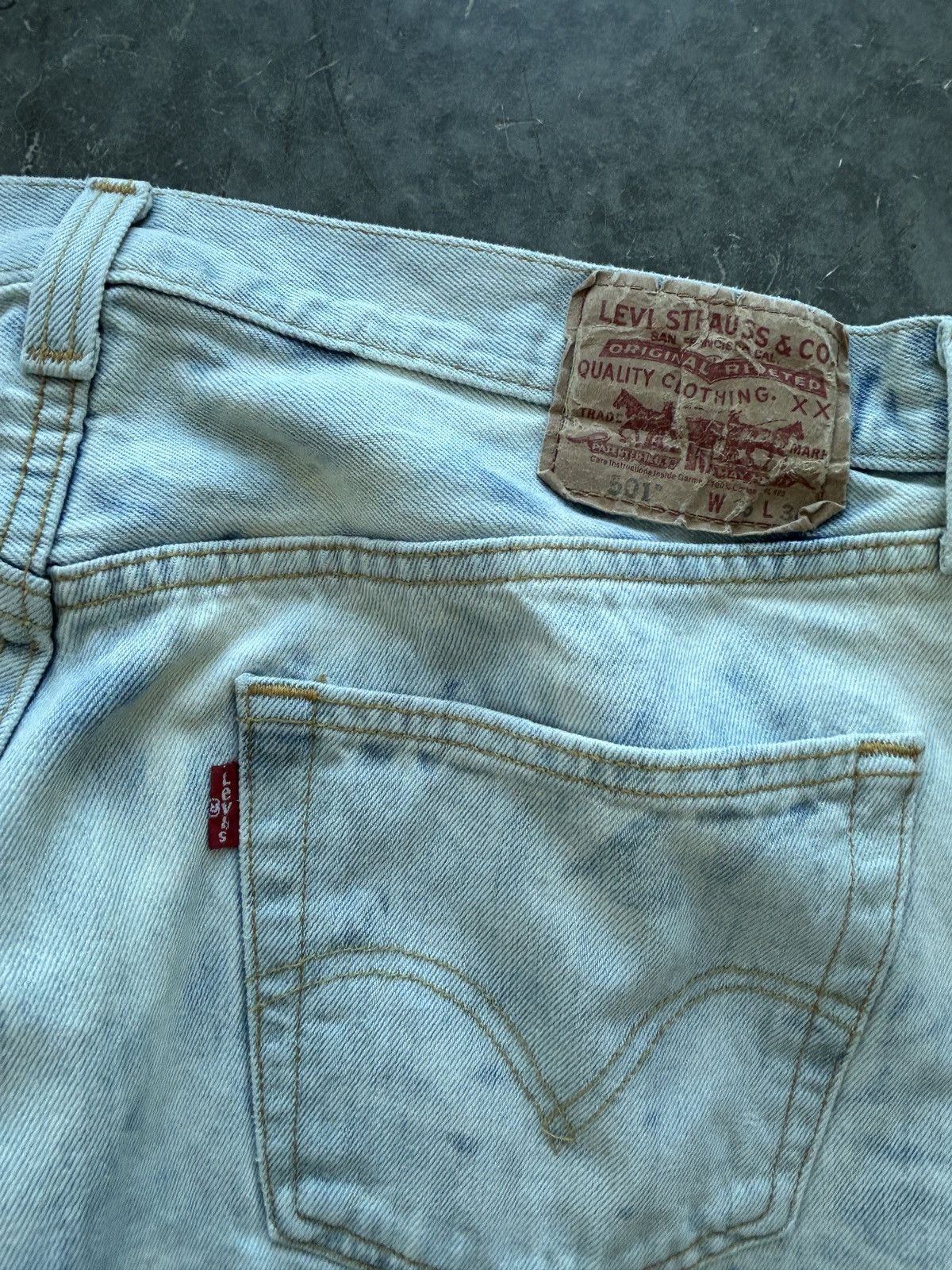 Levi's Vintage 90s Bleached Levis 501 Denim Jeans 36x34 Size US 36 / EU 52 - 2 Thumbnail