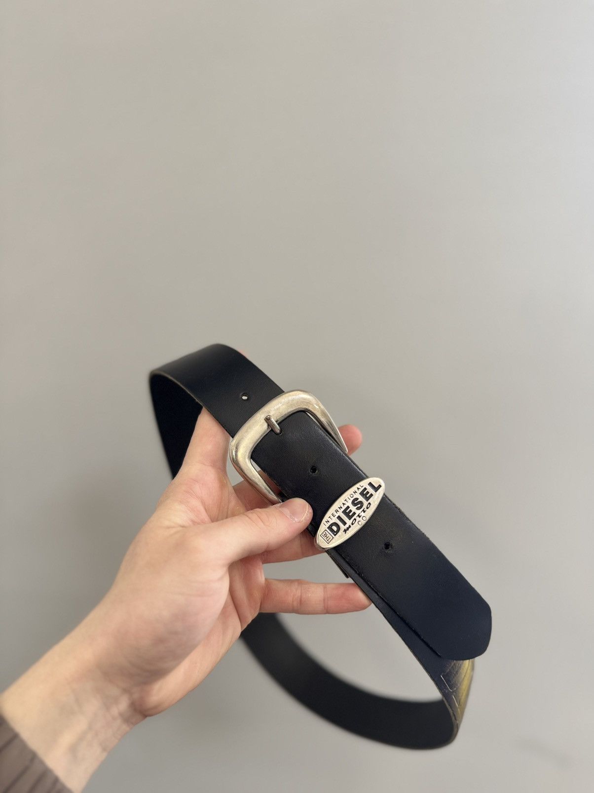 Diesel × Vintage Diesel Spell Out Logo Black Genuine Leather Avant Garde Belt Size ONE SIZE - 3 Thumbnail