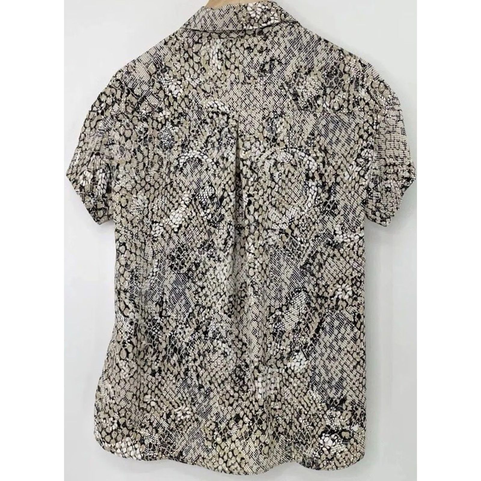 Jones New York Jones NY Snake Skin Print Faux Wrap Chiffon Collared Blouse Sz M Boho Women’s Size M / US 6-8 / IT 42-44 - 2 Thumbnail