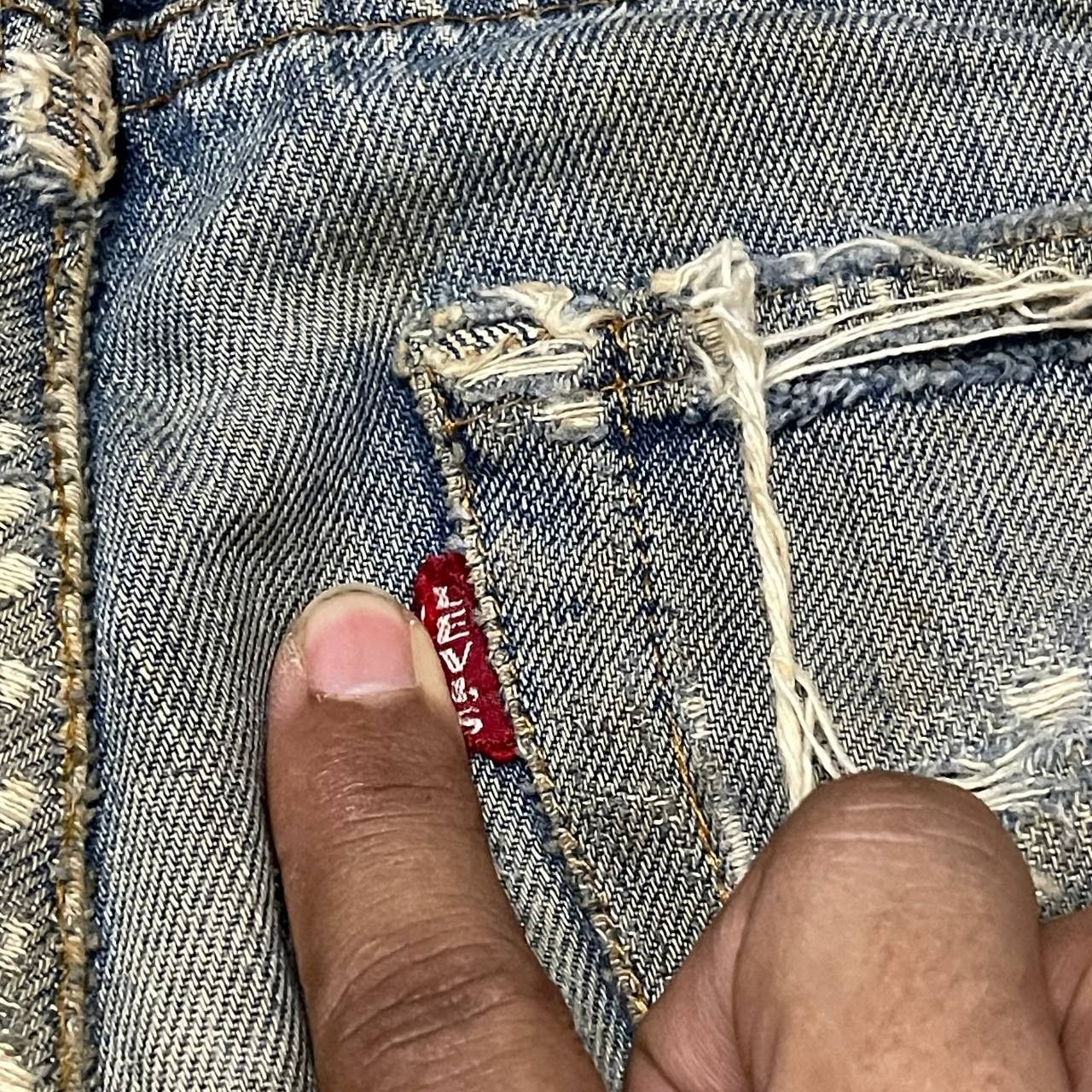 Levi's Vtg Levi's Big E Selvedge Button No.2 Thrashed Cuttoff Denim Size US 32 / EU 48 - 15 Thumbnail