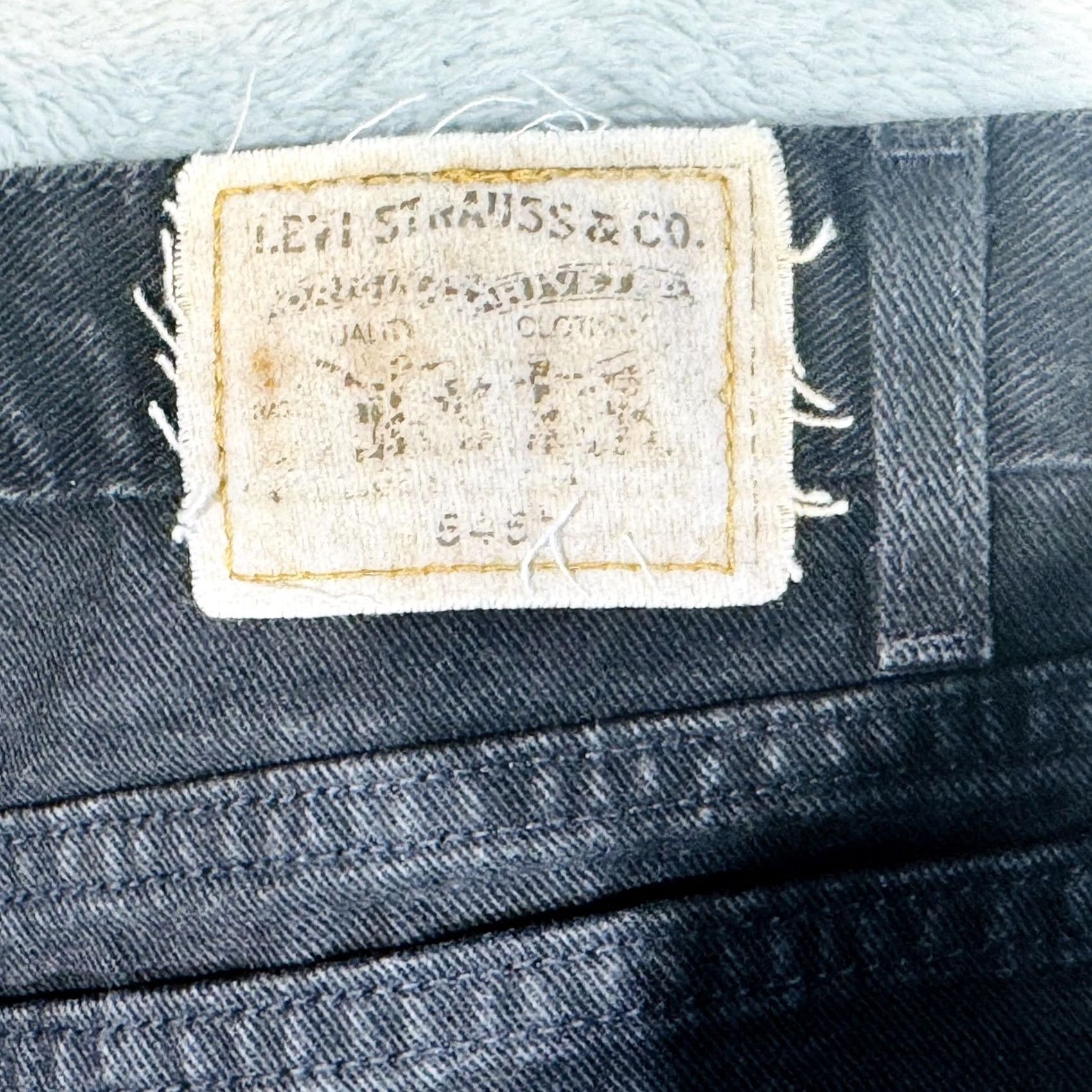 Levi's VINTAGE Levi's 545 Jeans Mens 30x30 Black Dark Wash Tapered Denim Relaxed Size US 30 / EU 46 - 4 Thumbnail