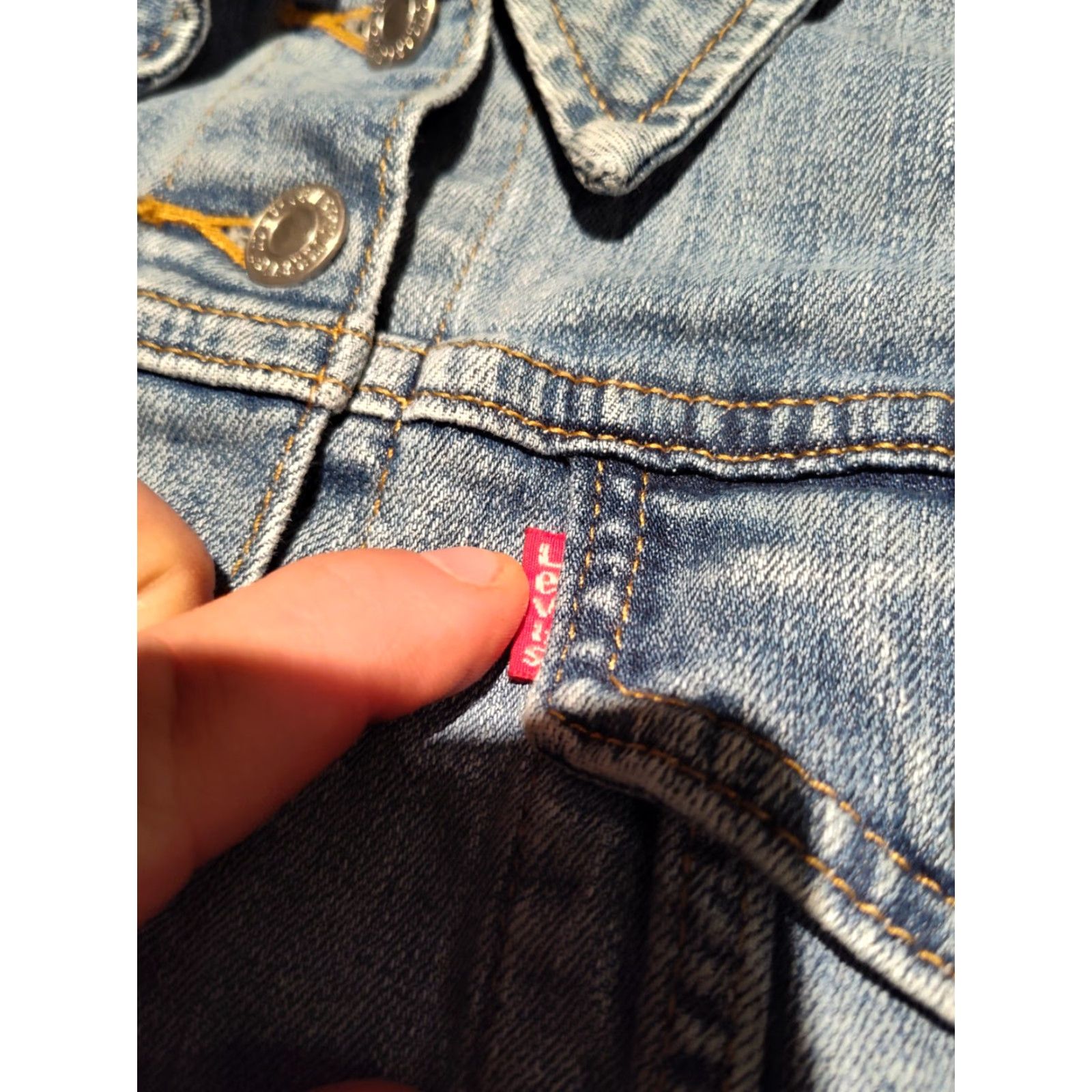 Levi's VINTAGE Levi's Denim Button Trucker Jacket (Jacket) Women L Stone 29945-0012 Mens/Womens? Size 36" / US 14 / IT 50 - 6 Thumbnail
