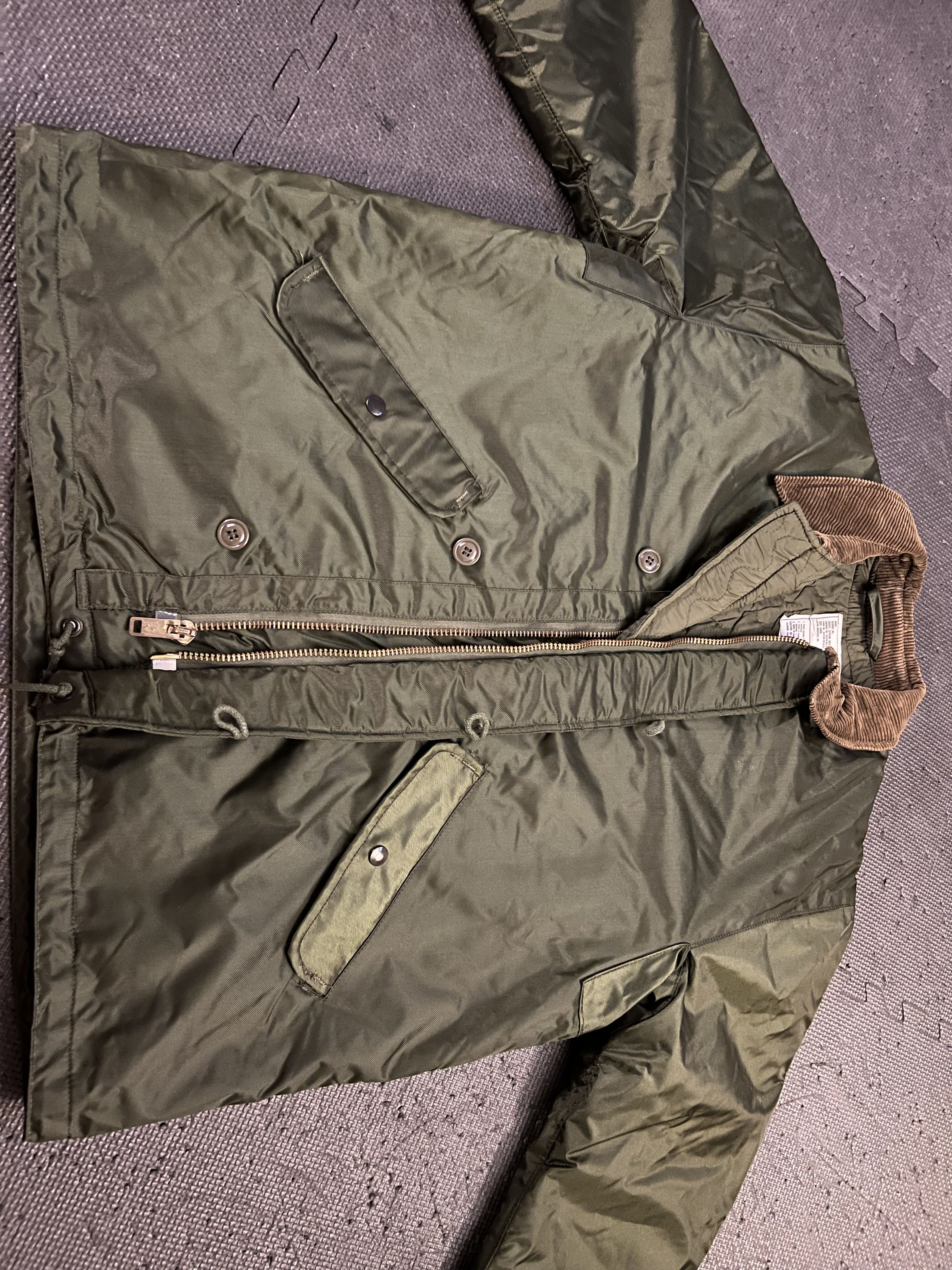 Alpha Industries Alpha Industries U.S. Military CW Bomber Jacket 1986 Vintage Size US L / EU 52-54 / 3 - 4 Thumbnail