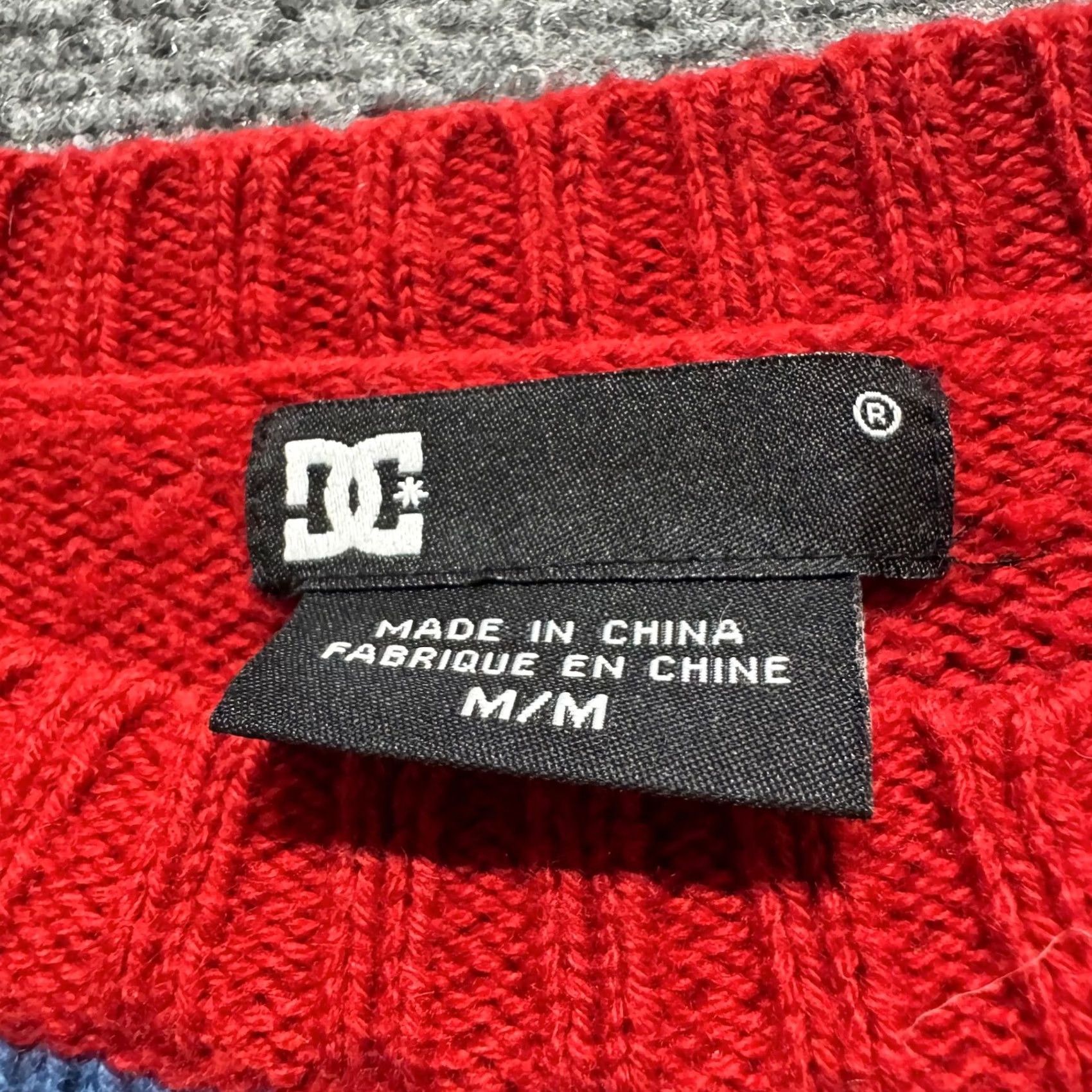 Vintage DC Shoes Sweater Pullover Mens Medium Striped Red Cotton Y2K Skater Sweatshirt Size US M / EU 48-50 / 2 - 4 Thumbnail
