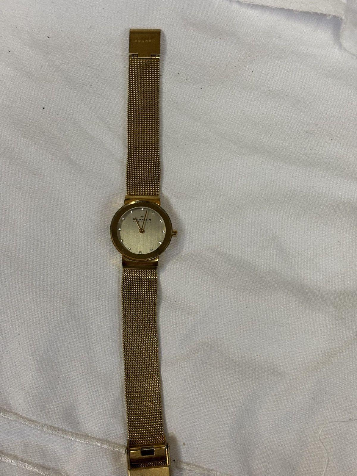 Skagen Skagen Gold Tone Mesh Band! New Battery! Size ONE SIZE - 6 Thumbnail