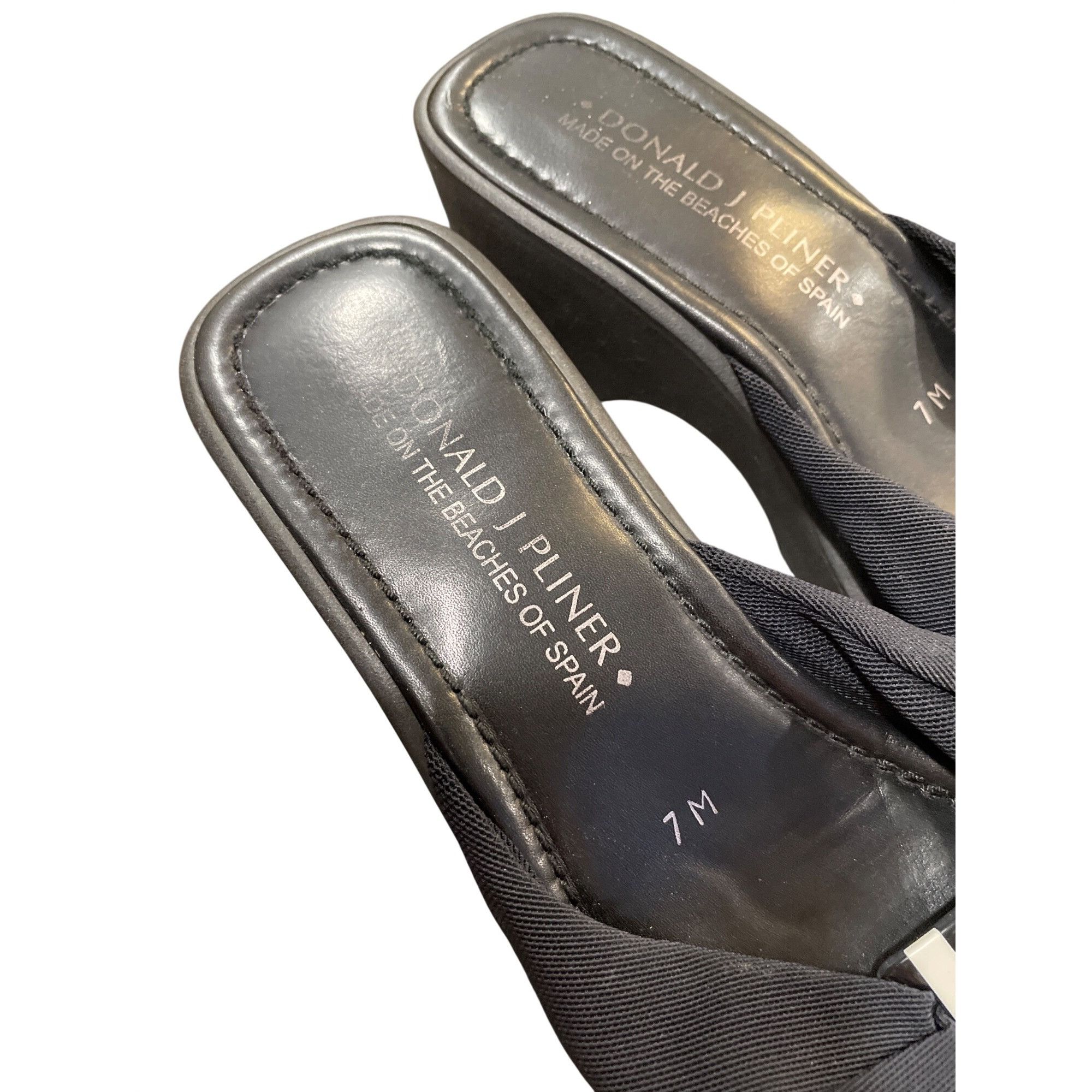 Donald Pliner Donald Pliner wms 2.5" black open toe wedge heels shoes sz 7 Size US 7 / IT 37 - 7 Thumbnail