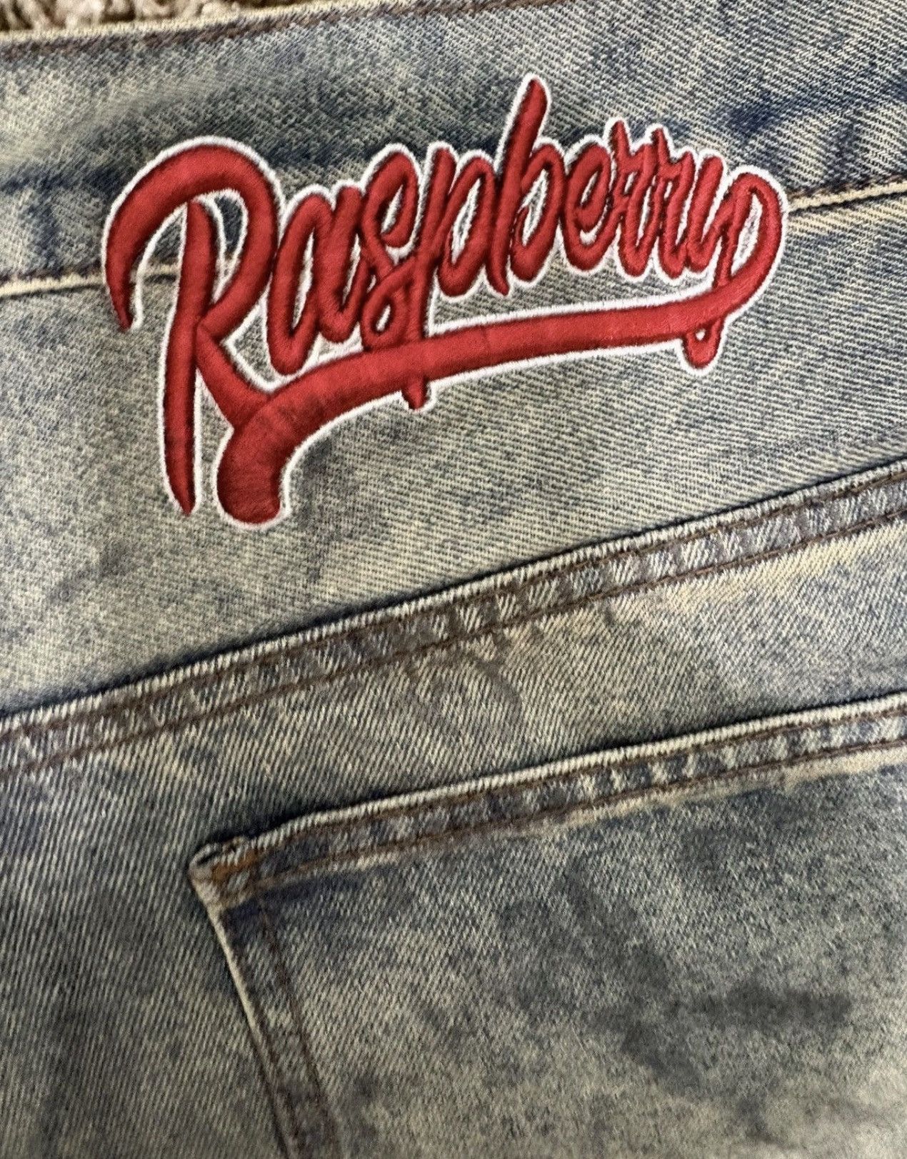 The GV Gallery GV Gallery Raspberry Hills Dirty Jean Shorts Size US 36 / EU 52 - 4 Thumbnail