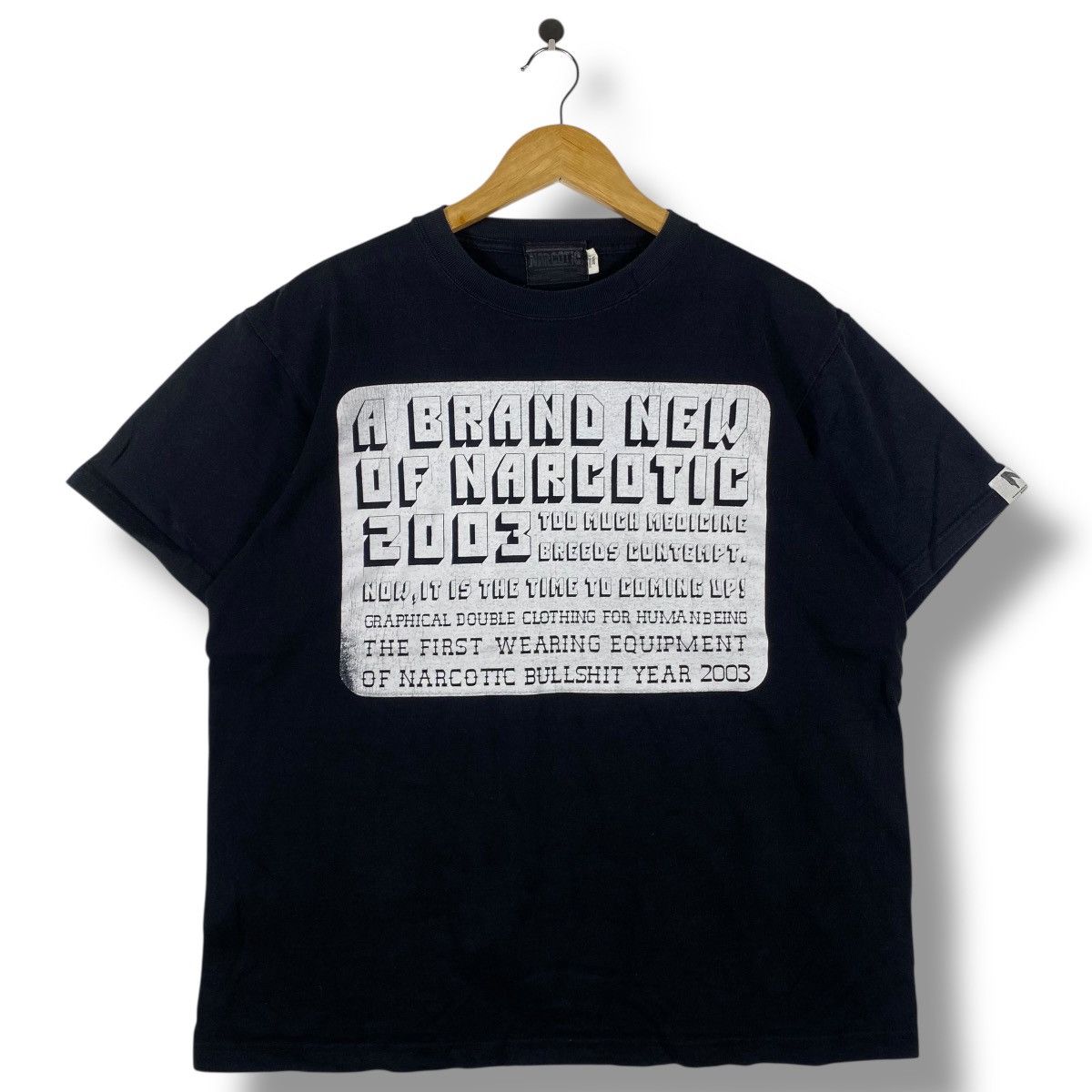 Japanese Brand Vintage 2003 NARCOTIC Japanese Streetwear Graphic Tee Shirt Size US L / EU 52-54 / 3 - 1 Thumbnail