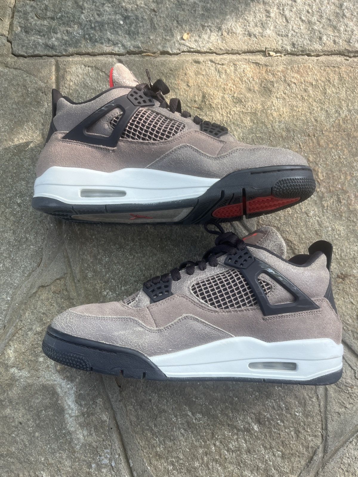 Jordan Brand Jordan 4 Retro Taupe Haze Size US 9.5 / EU 42-43 - 3 Thumbnail