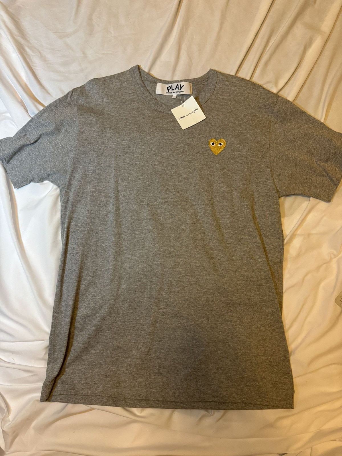 Comme des Garcons NEW WITH TAGS Comme des Garçon Heart T shirt Size US L / EU 52-54 / 3 - 1 Thumbnail