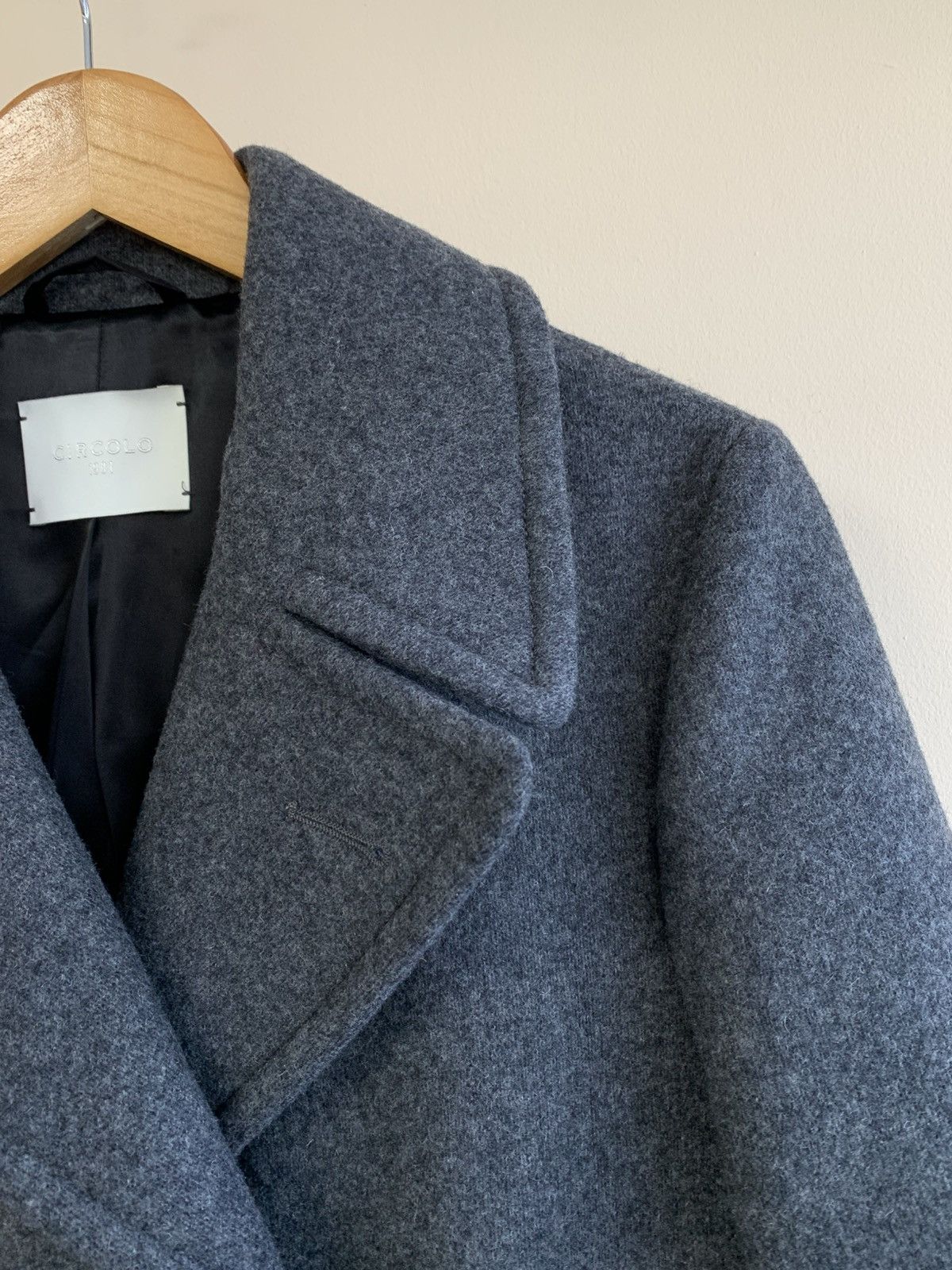 Circolo 1901 Circolo 1901 Double-Breasted Grey Wool Jacket Women Size M / US 6-8 / IT 42-44 - 3 Thumbnail