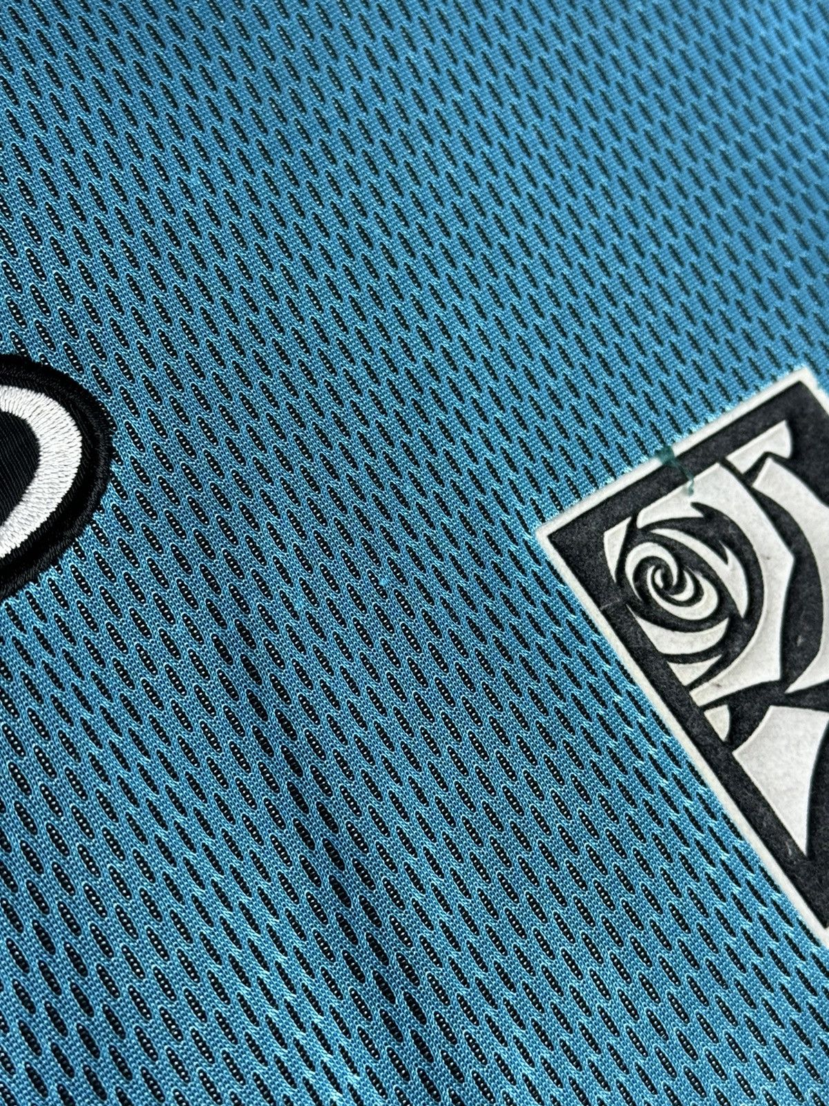Other Southampton 02/03 Goalkeeper Football Long Sleeve Jersey Size US XL / EU 56 / 4 - 11 Thumbnail