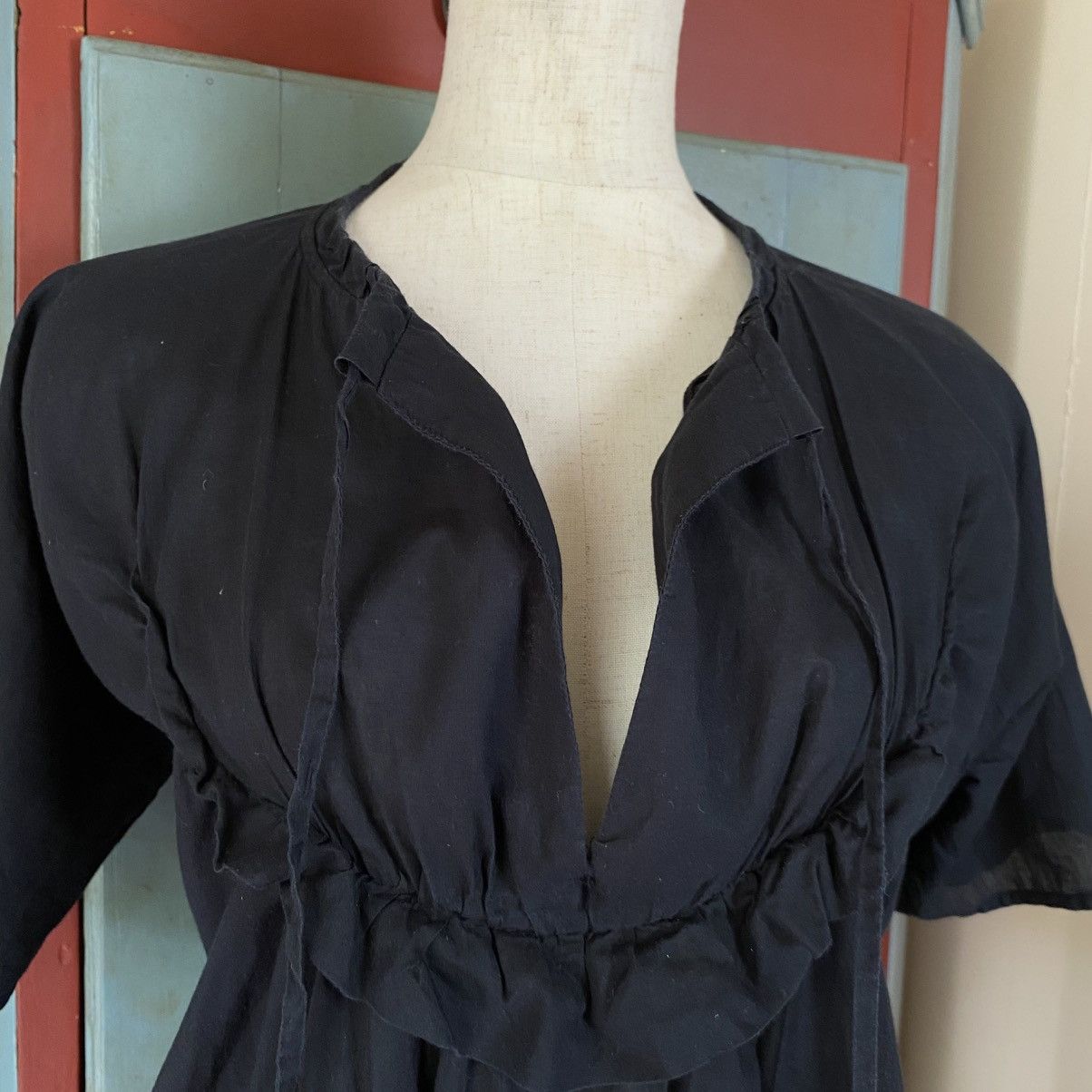See by Chloe SEE BY CHLOẺ Navy Ruffled Tie-Front Blouse Size S / US 4 / IT 40 - 4 Thumbnail