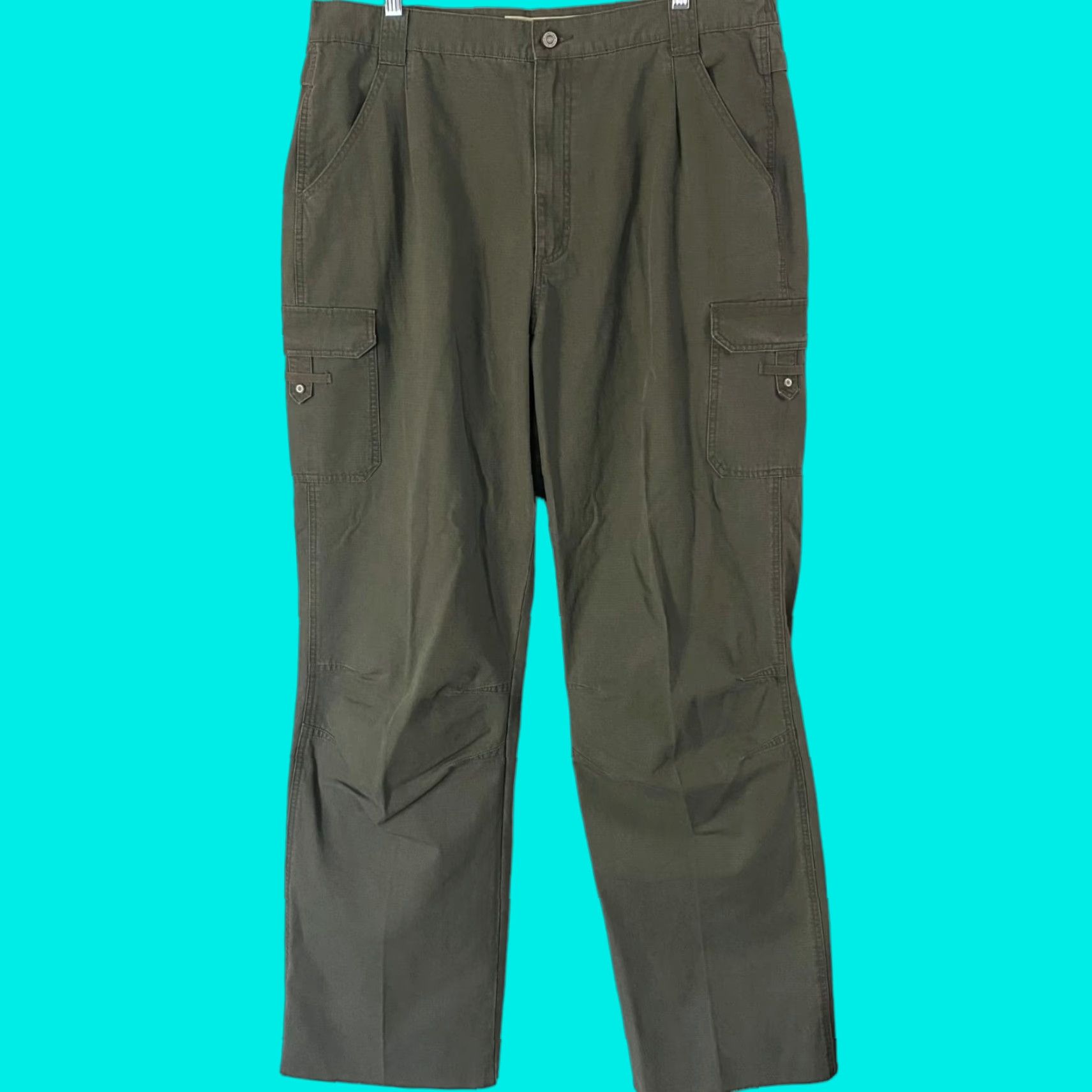 Vintage Cabela's Cargo Utility Pants Women's 18 Olive Green Relaxed Fit Cotton Wide-Leg Size 40" / US 18 - 1 Thumbnail