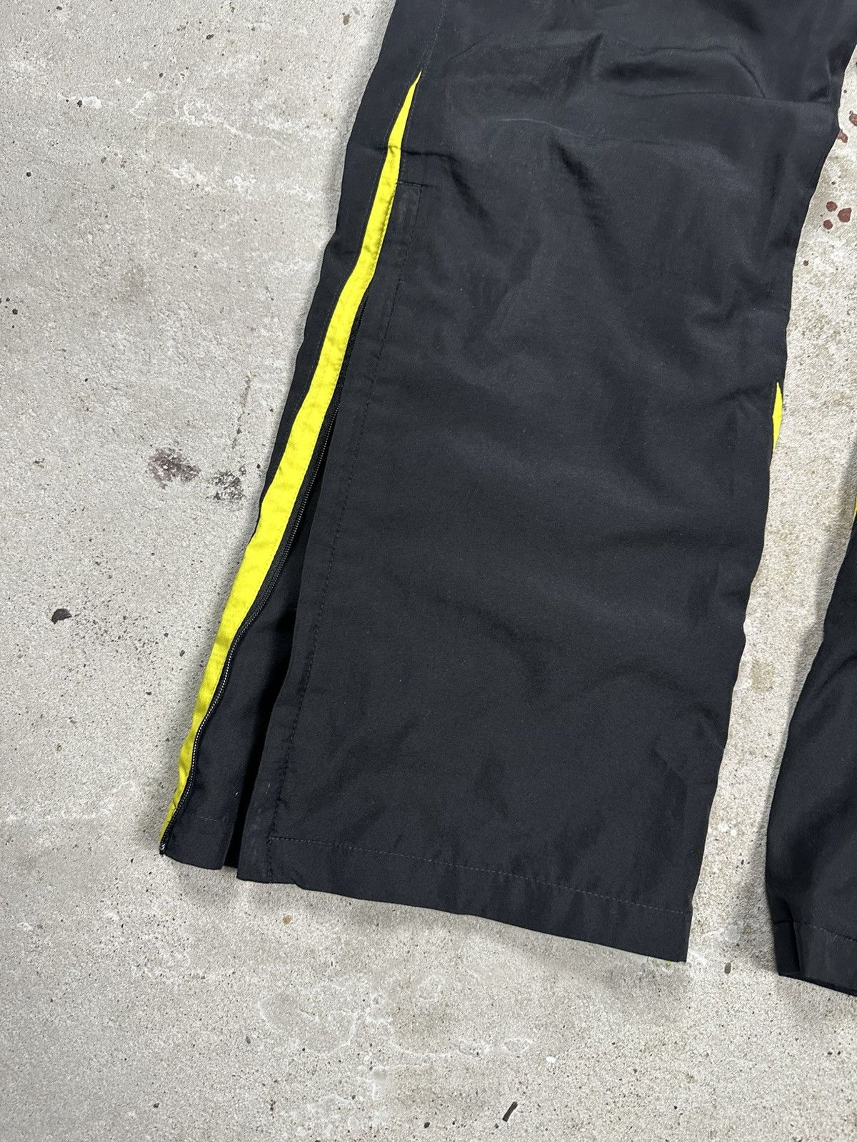 Puma Puma x Borussia Dortmund Black Baggy Track Pants Size US 30 / EU 46 - 3 Thumbnail
