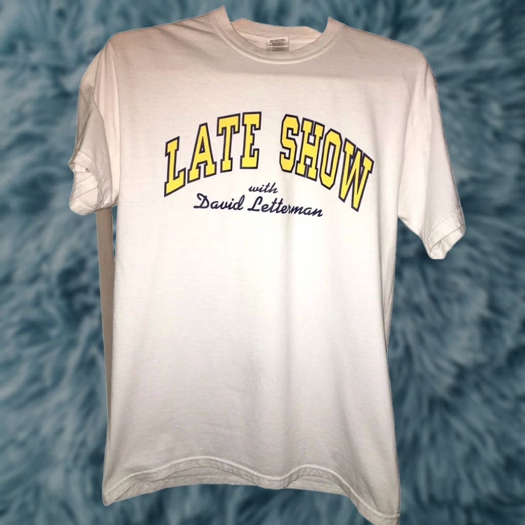 Gildan VINTAGE David Letterman CBS White Short Sleeve T-Shirt Men M USA 90s Short Sleeve Mens M White 90s USA David Letterman Shirt Size US M / EU 48-50 / 2 - 1 Thumbnail