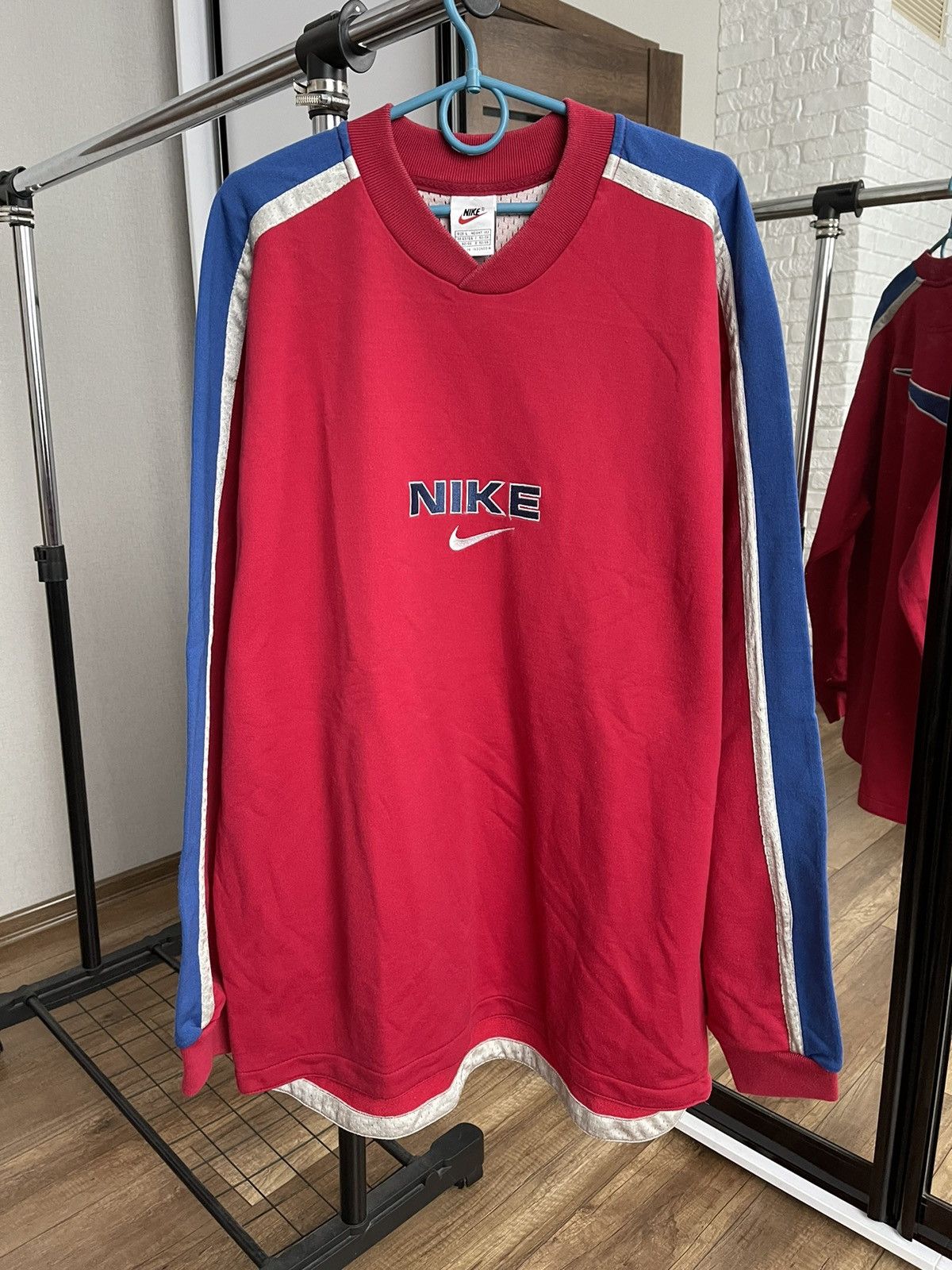 Other Nike Vintage Sweatshirt Crewneck Big Logo 90s Size US L / EU 52-54 / 3 - 2 Thumbnail