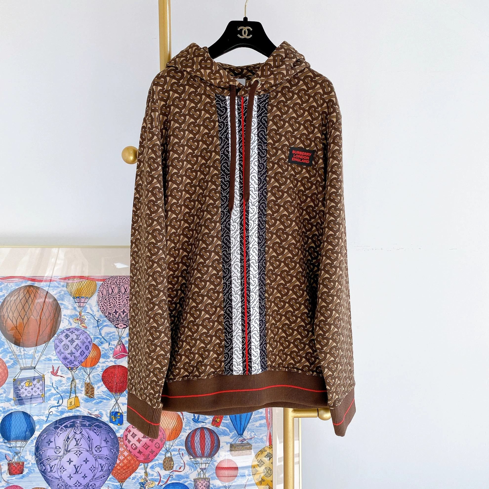 Burberry Burberry full logo hoodie L 7154 Size L / US 10 / IT 46 - 1 Thumbnail