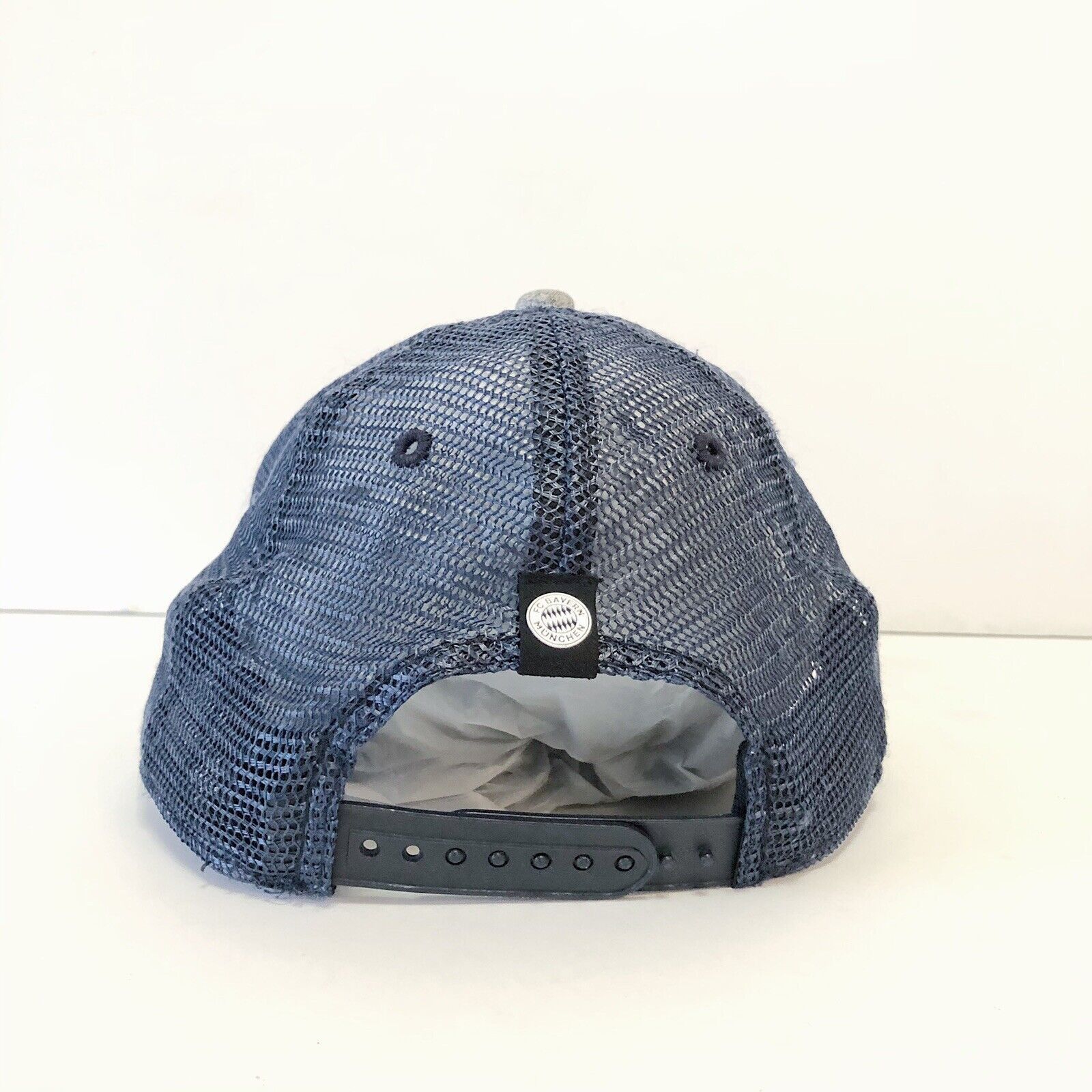 Vintage 2017 Bayern Munich FC Mesh Trucker Hat Grey Navy Blue OS Size ONE SIZE - 4 Thumbnail