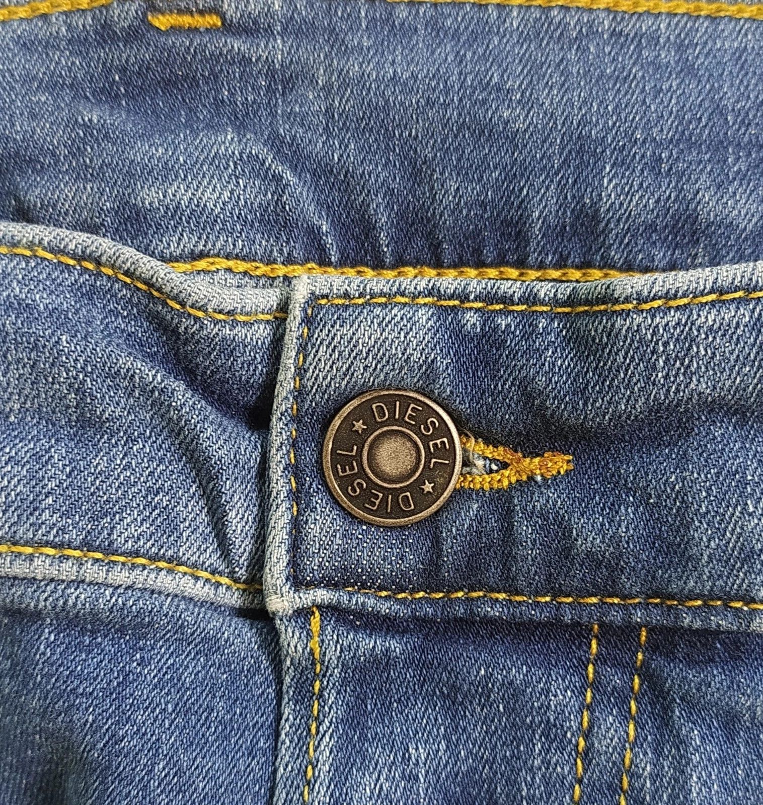Diesel Diesel D-LUSTER L.32 MENS JEANS T/9946 Size US 33 - 3 Thumbnail