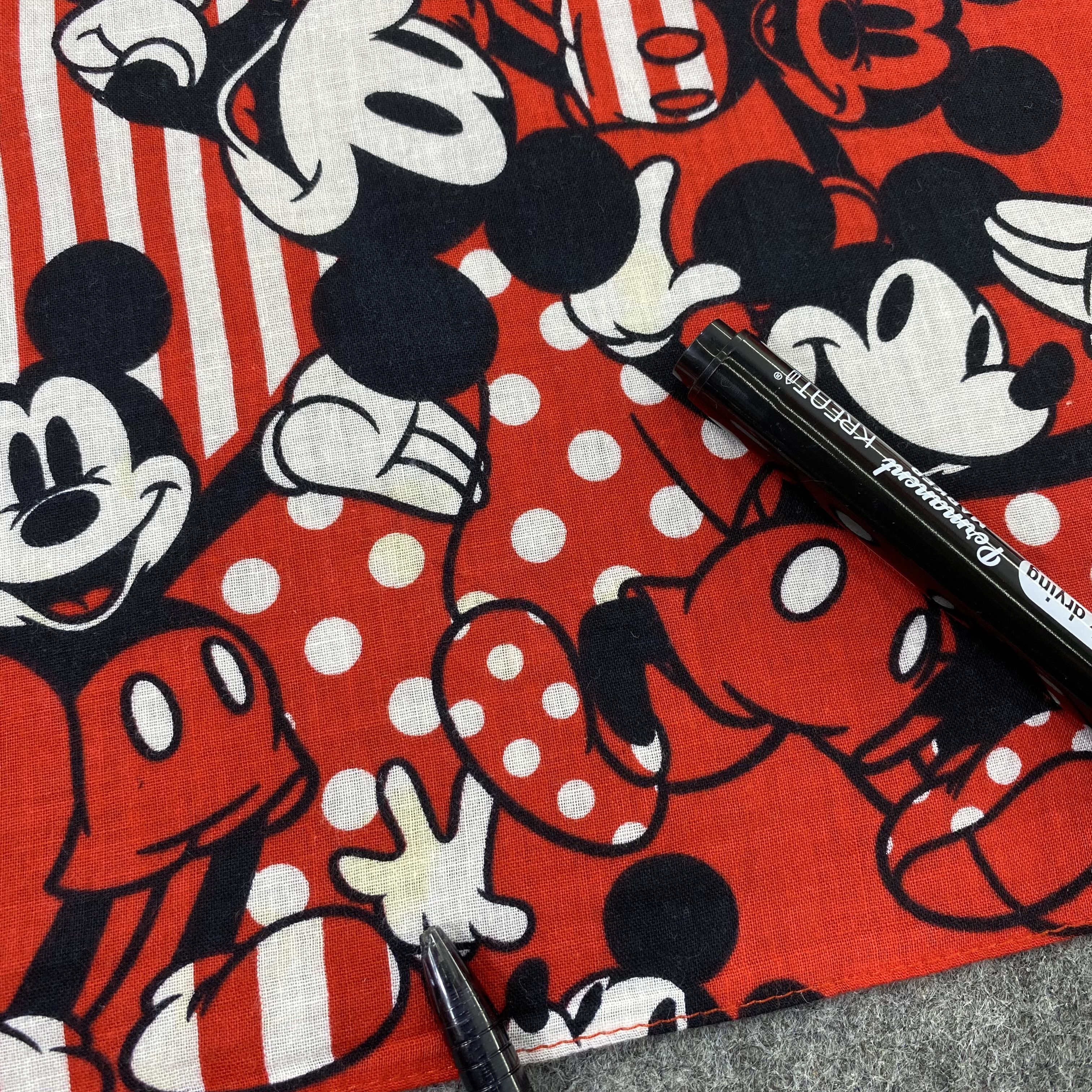 Anime Disney Handkerchief Cartoon Mickey mouse-B1417 Size ONE SIZE - 9 Thumbnail