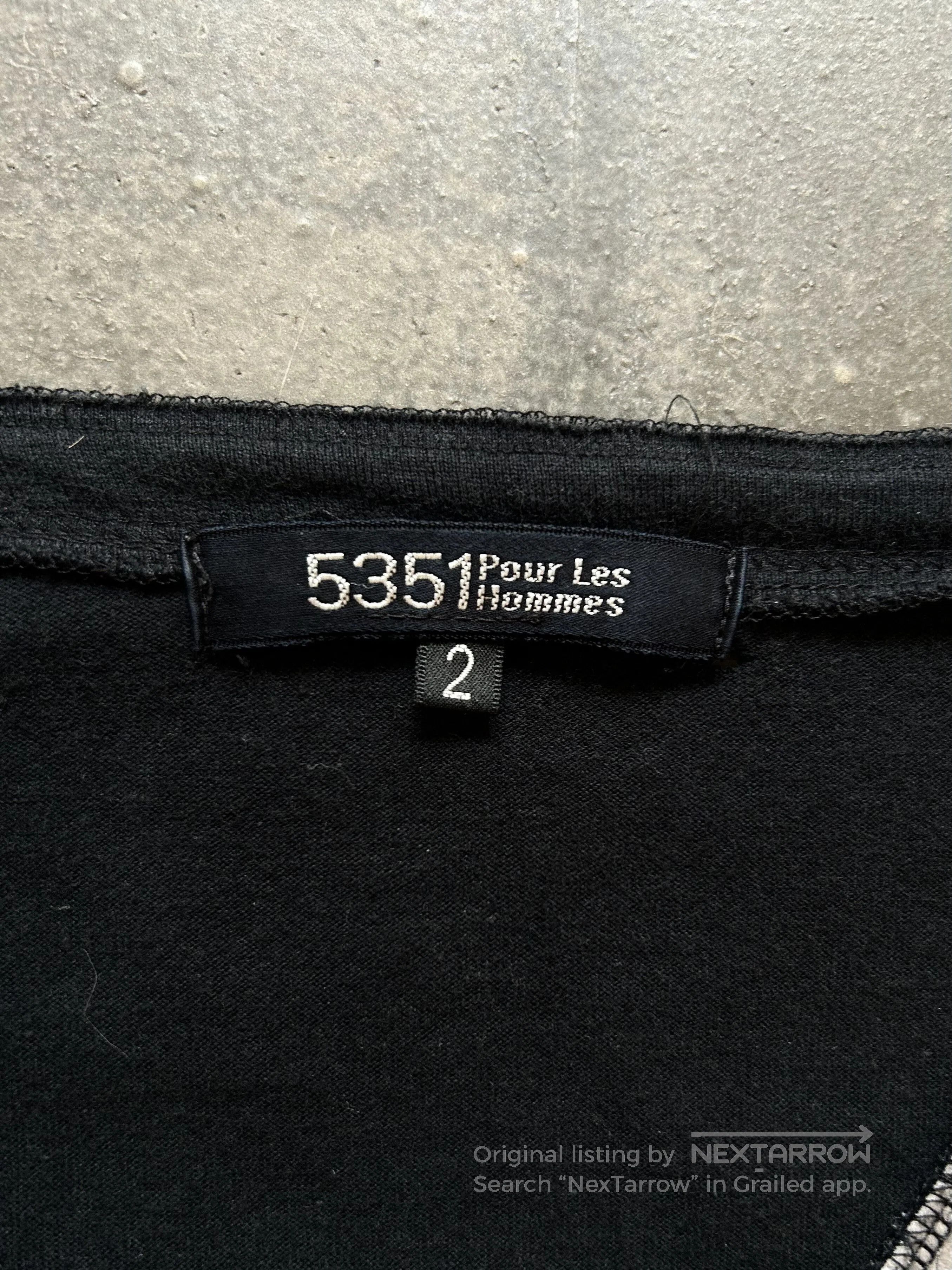 Other black long sleeve graphic top. Size US M / EU 48-50 / 2 - 5 Thumbnail