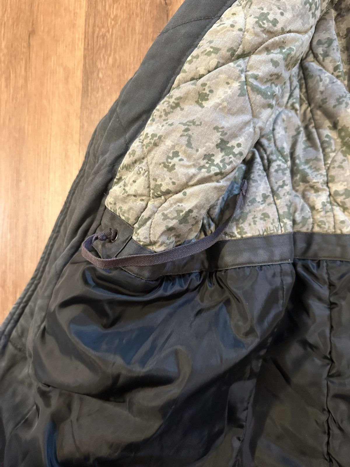 Vintage U.S Army 1st Infantry Fur Collar Jacket Size US M / EU 48-50 / 2 - 4 Thumbnail
