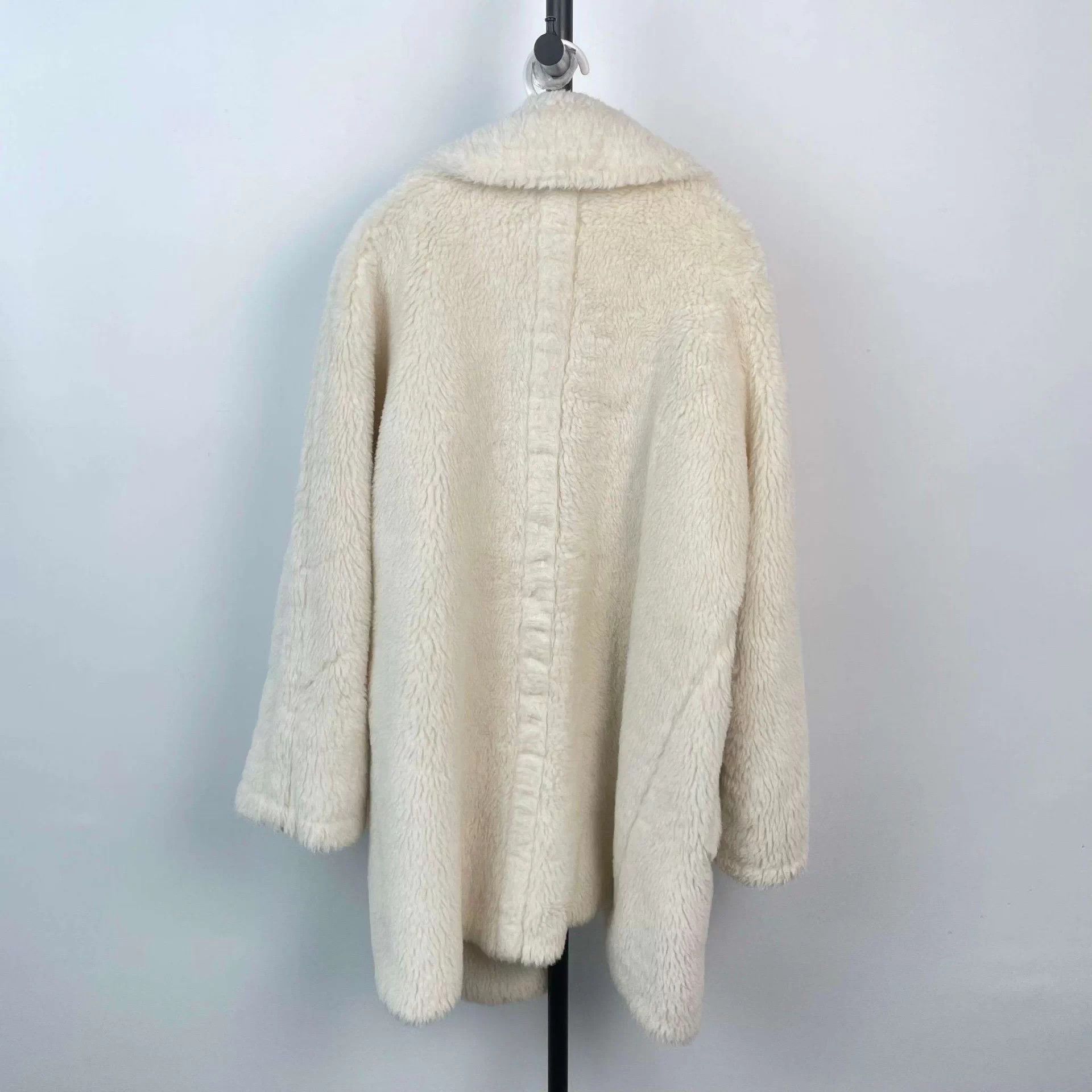 Max Mara Maxmara Women's Alpaca Coat White 165 Size S / US 4 / IT 40 - 2 Thumbnail