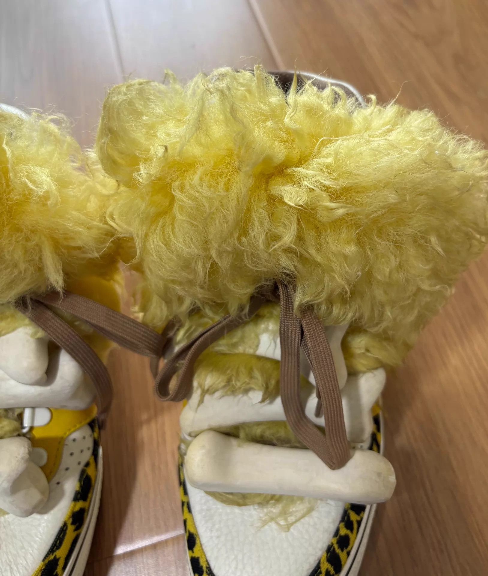 Adidas Adidas x JS 2015SS Vintage Yellow Fur Bone Shoes 40.5 Size US 7.5 / EU 40-41 - 3 Thumbnail