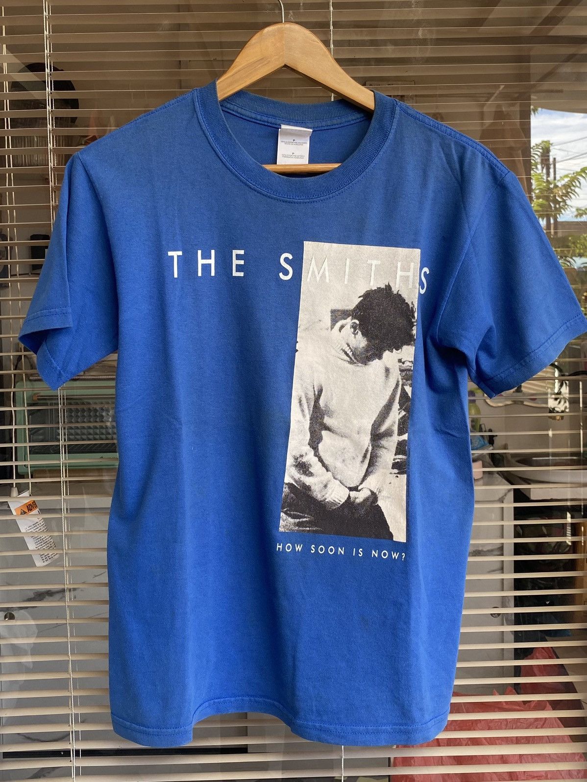 Band Tees 90s The Smiths - How Soon is Now Size US S / EU 44-46 / 1 - 1 Thumbnail