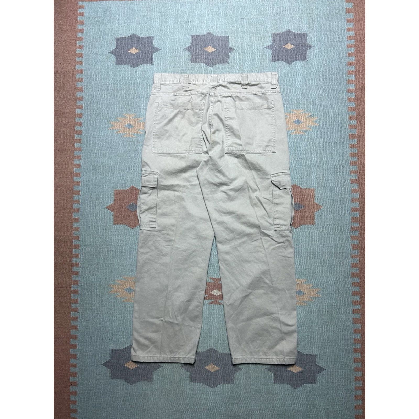 Wrangler VINTAGE Wrangler Cargo Pants Wide-Leg Beig e Hiking 35x29 Mens Pants Size US 35 - 7 Thumbnail