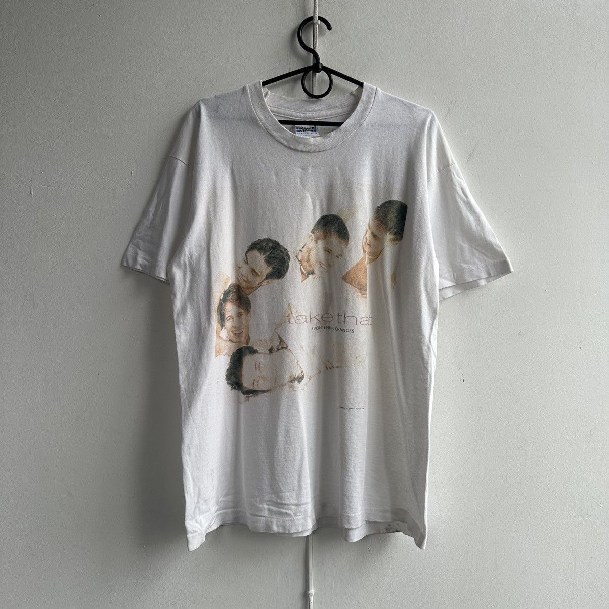 Band Tees Vintage 1993s TAKE THAT Tour Tshirt Size US XL / EU 56 / 4 - 2 Thumbnail