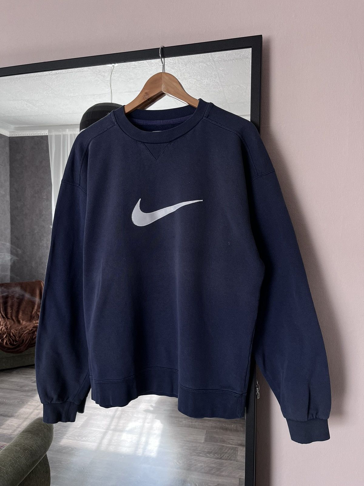 Nike Vintage NIKE Center Big Swoosh Embroidered Blue Sweatshirt Size US M / EU 48-50 / 2 - 2 Thumbnail