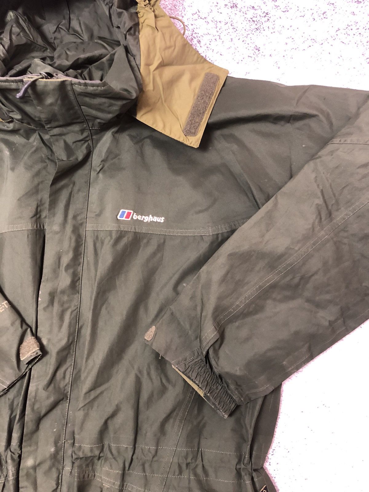 Berghaus Men’s vintage Jacket Berghaus gore-tex rare size Xl outdoor Size US XL / EU 56 / 4 - 3 Thumbnail
