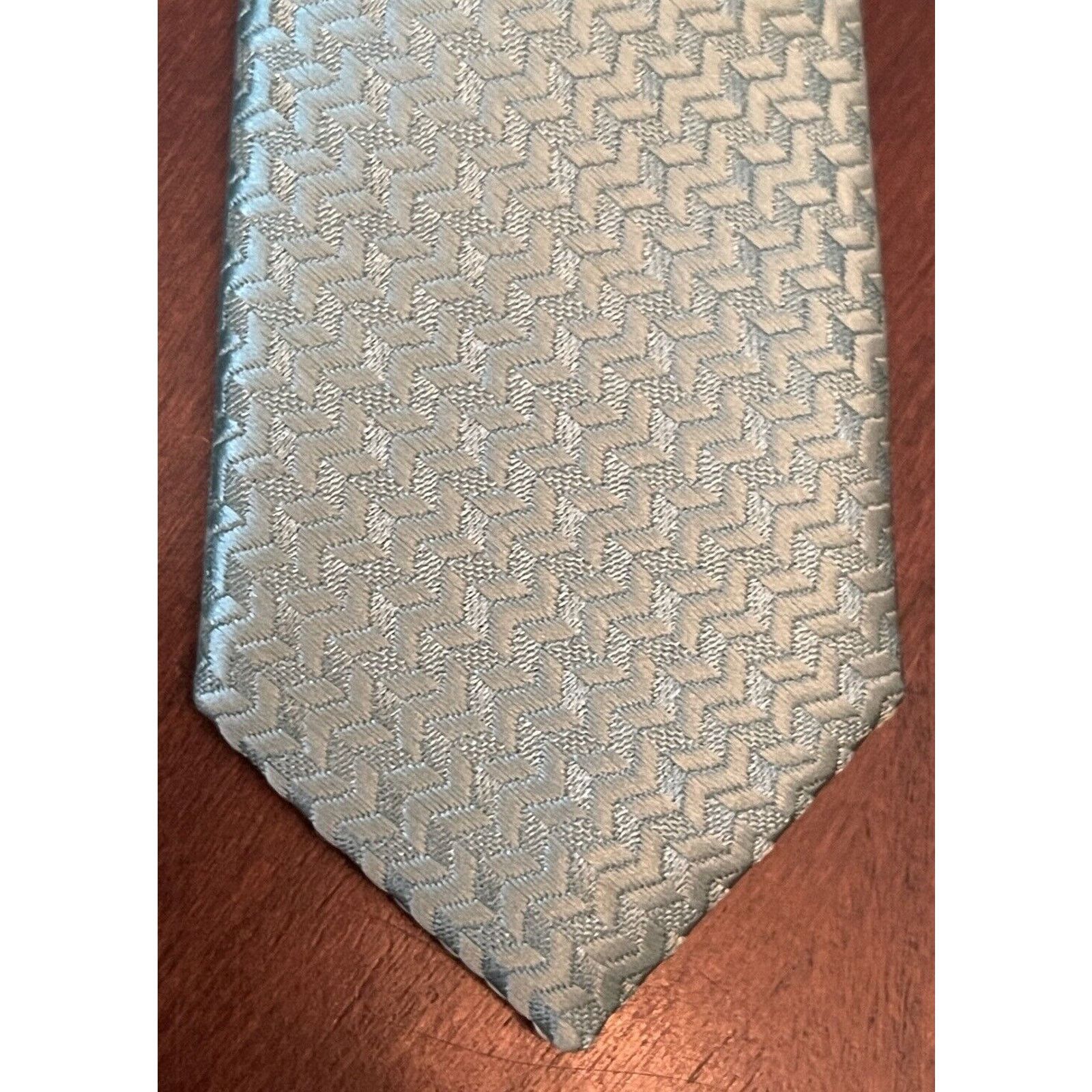 Van Heusen Van Heusen Green 100% Polyester Men’s Neck Tie Made In China Size ONE SIZE - 6 Thumbnail