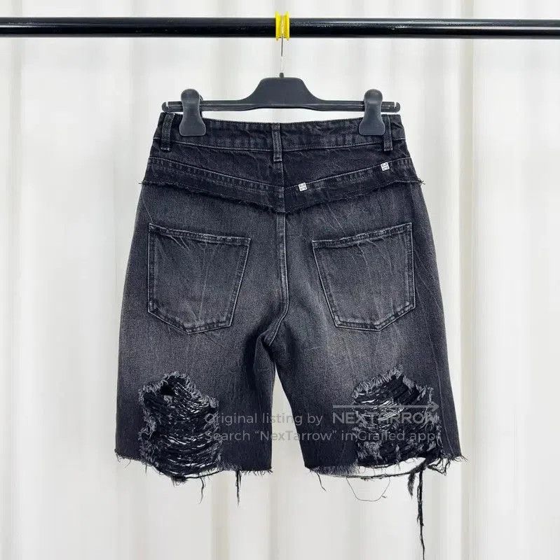 Givenchy Givenchy Women's Summer Grey Cotton Logo Shorts . Size 26" / US 2 / IT 38 - 2 Thumbnail