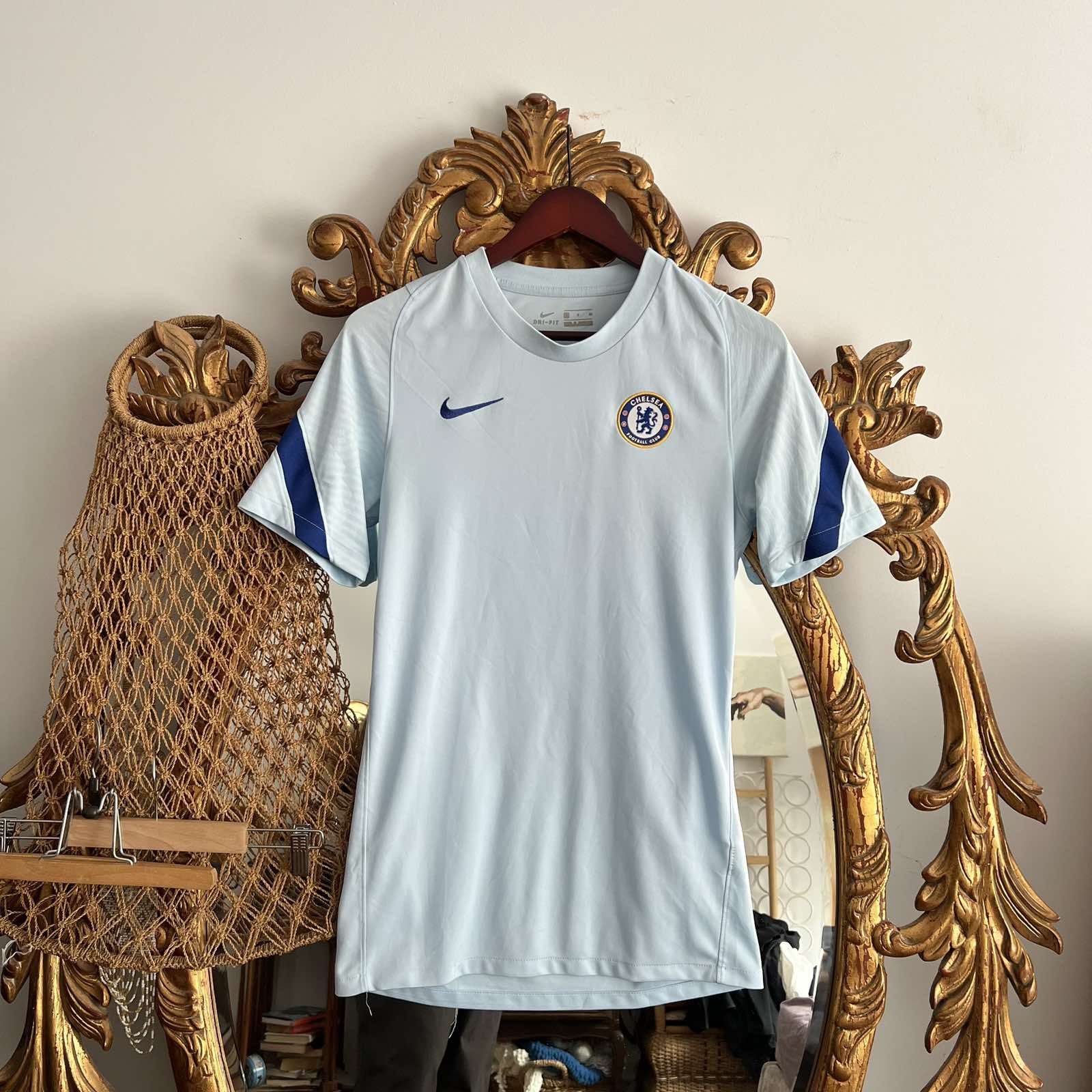 Nike Nike FC Chelsea London Training Soccer Jersey Sz S Size US S / EU 44-46 / 1 - 1 Thumbnail