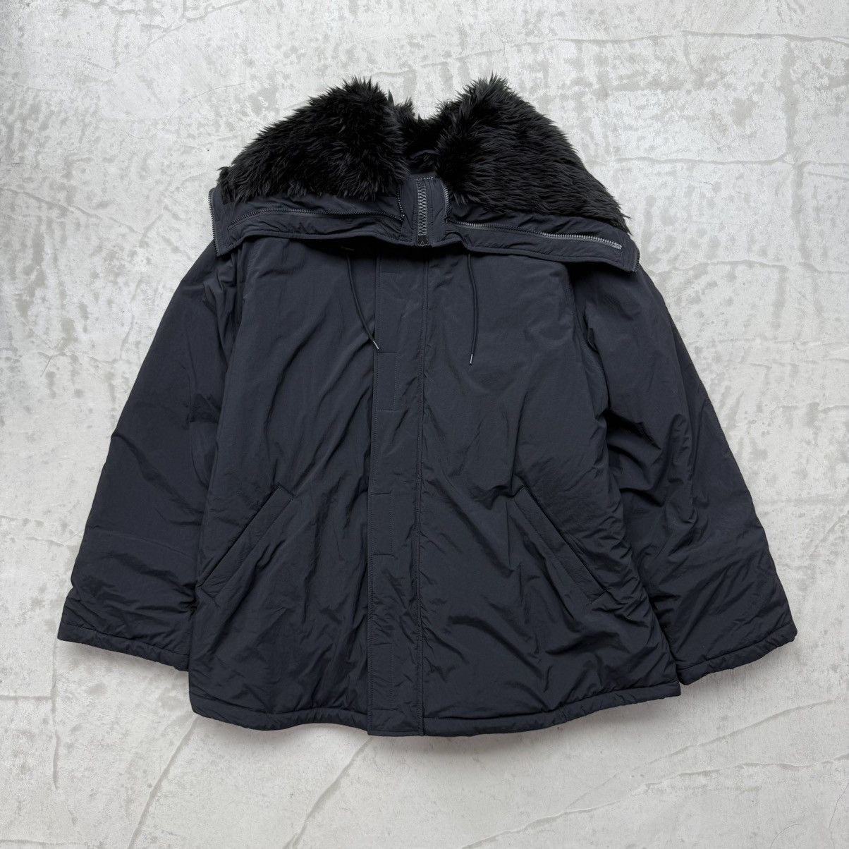 Balenciaga Balenciaga Faux Fur Sporty B Parka Size US S / EU 44-46 / 1 - 1 Thumbnail