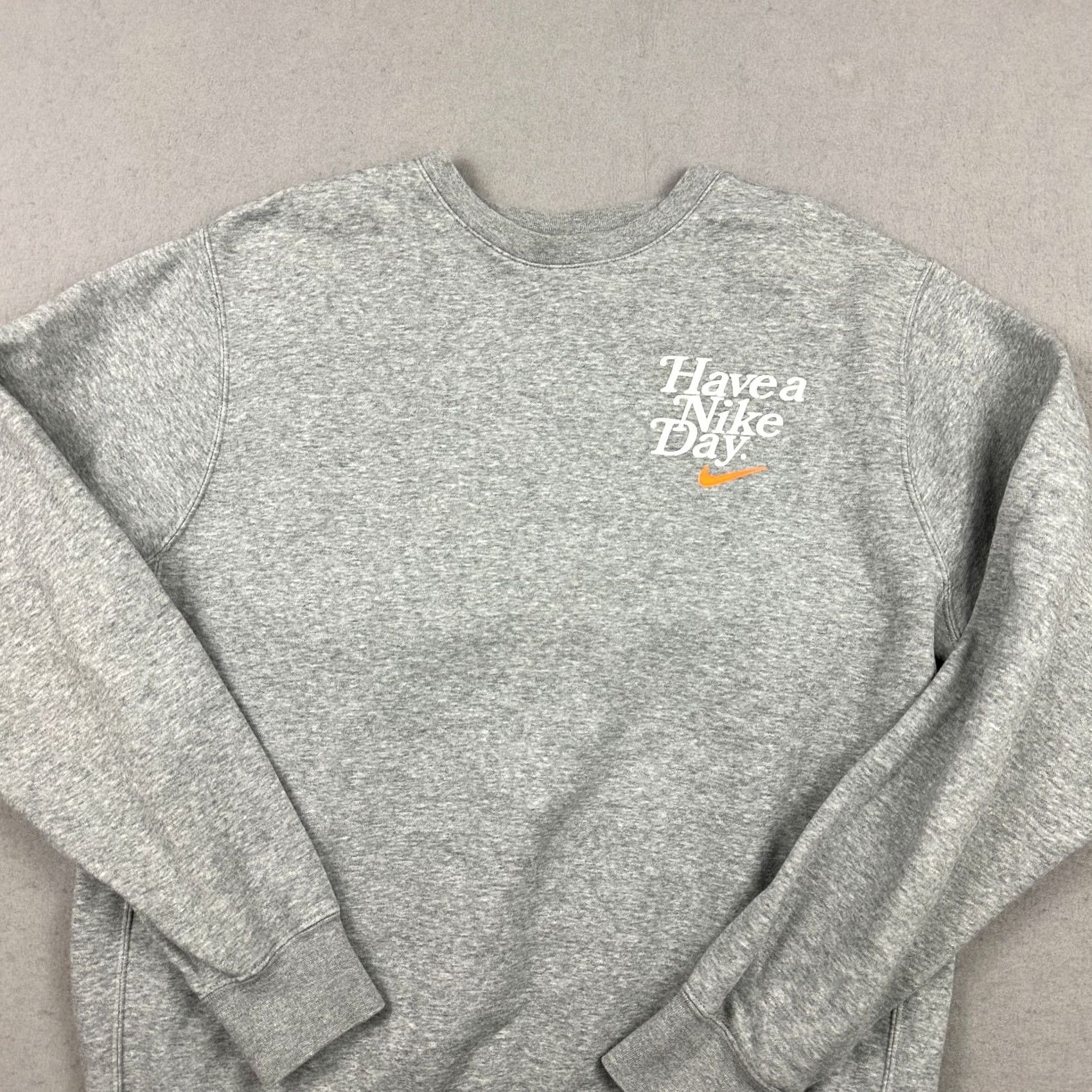 Nike Nike Sweatshirt Men Medium Gray Have A Nike Day Crew Neck Pullover Sweater M Size US M / EU 48-50 / 2 - 2 Thumbnail