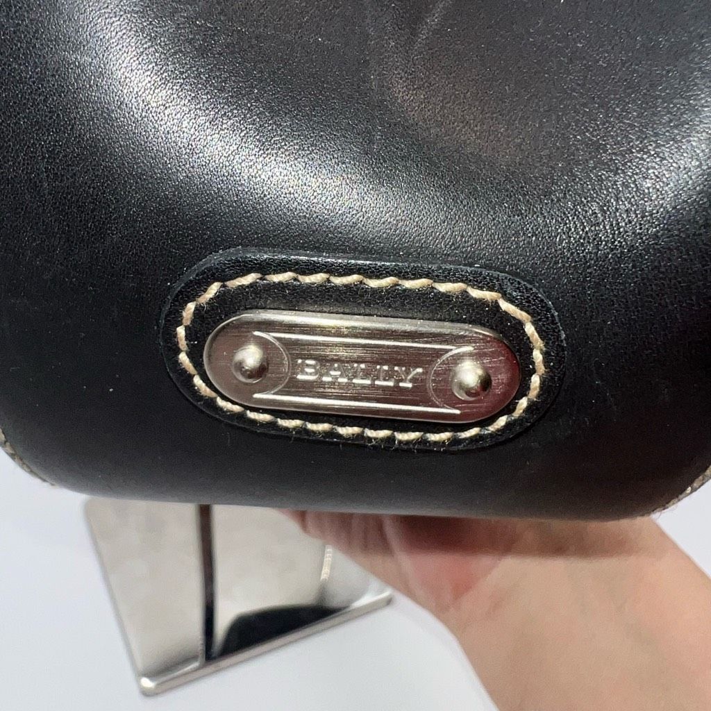 Bally Bally Saddle Leather Buckle Trim Shoulder Bag Made in Switzerland Size ONE SIZE - 6 Thumbnail