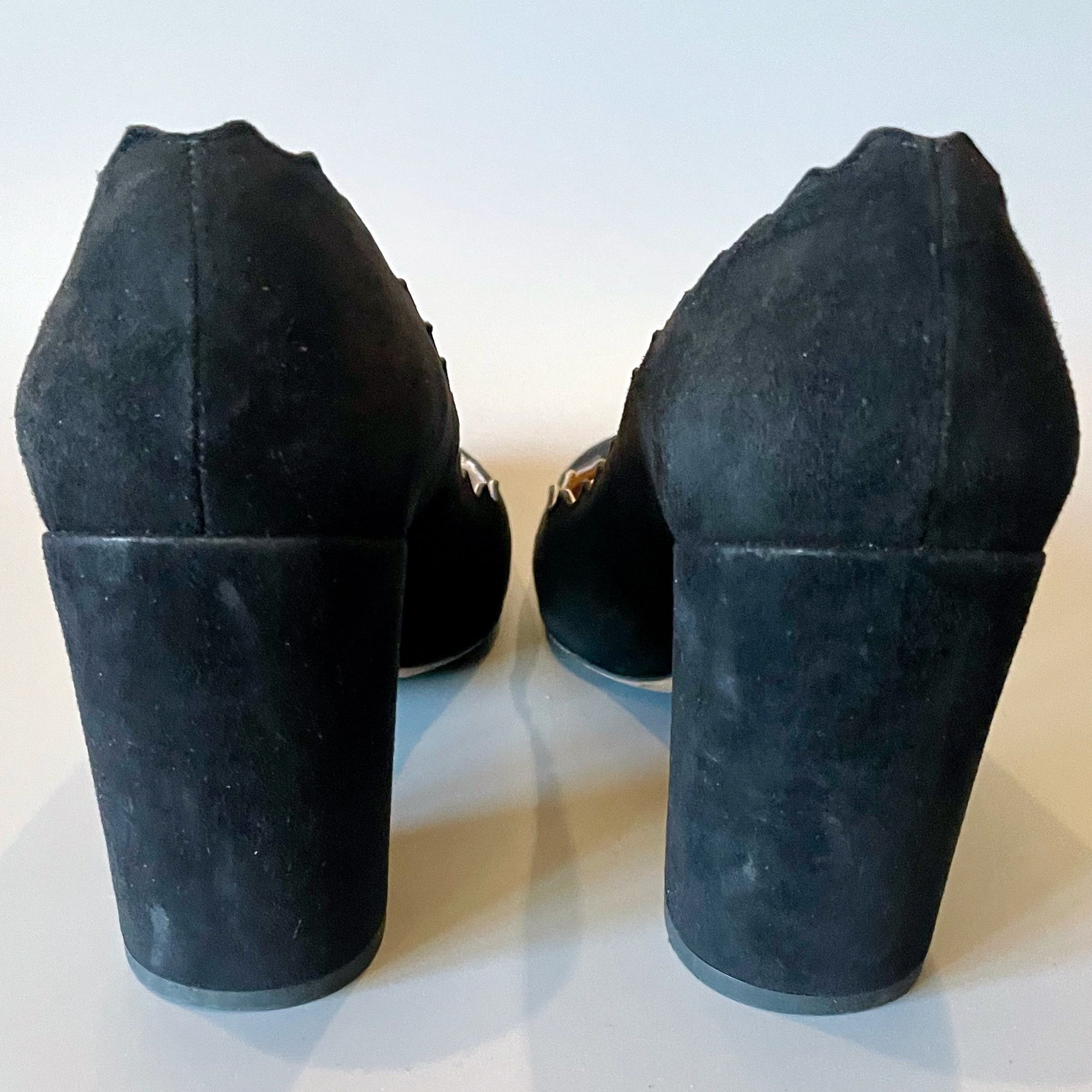 Chloe Chloe Lauren scalloped 3.5" high block heel suede pumps Size US 7.5 / IT 37.5 - 10 Thumbnail
