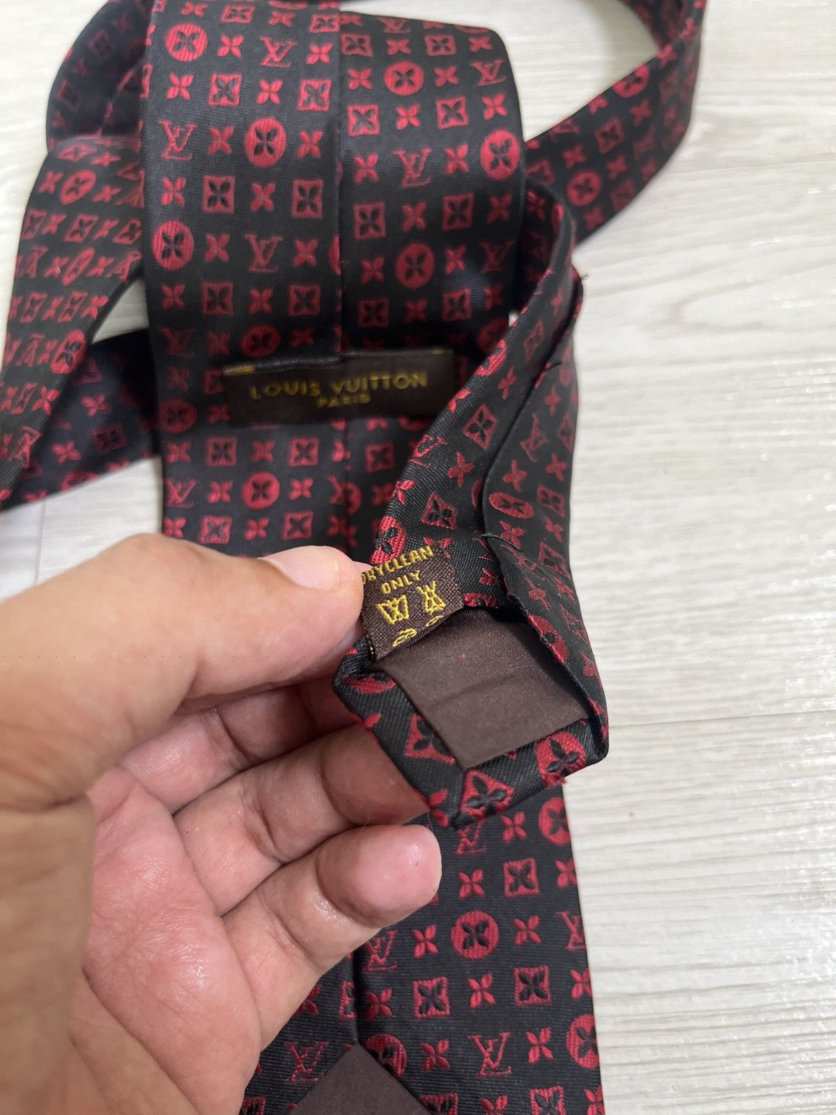 Louis Vuitton Louis Vuitton Classic Monogram Silk Tie Size ONE SIZE - 5 Thumbnail
