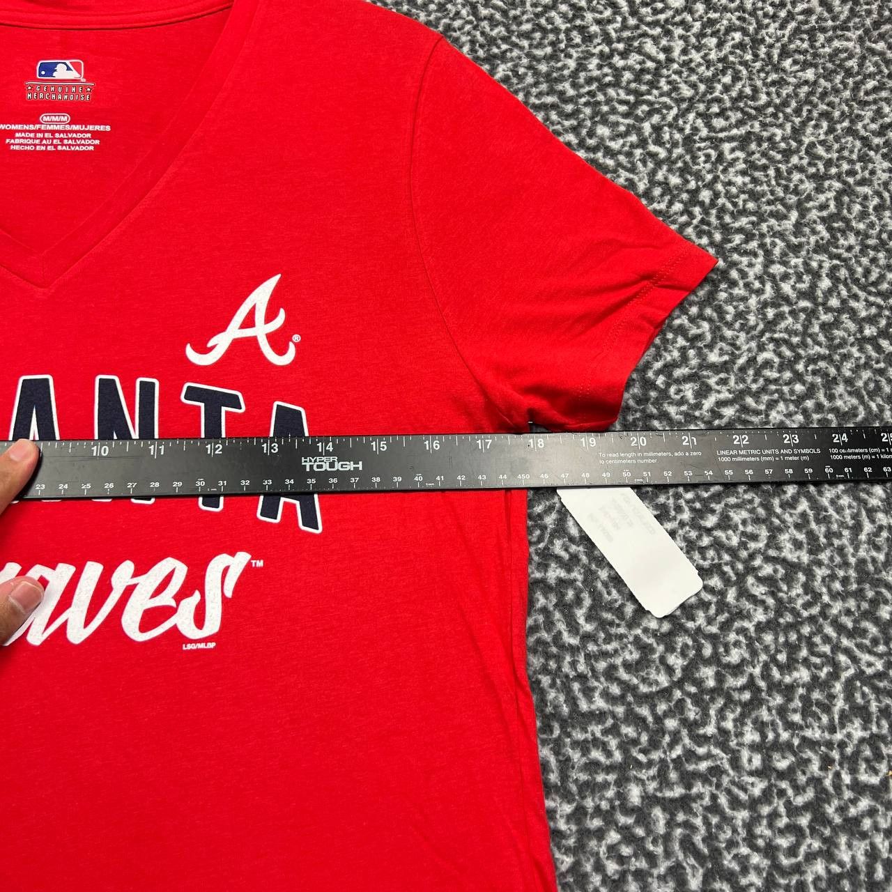 MLB Atlanta Braves Shirt Women Medium Red MLB V-Neck New M Size M / US 6-8 / IT 42-44 - 4 Thumbnail