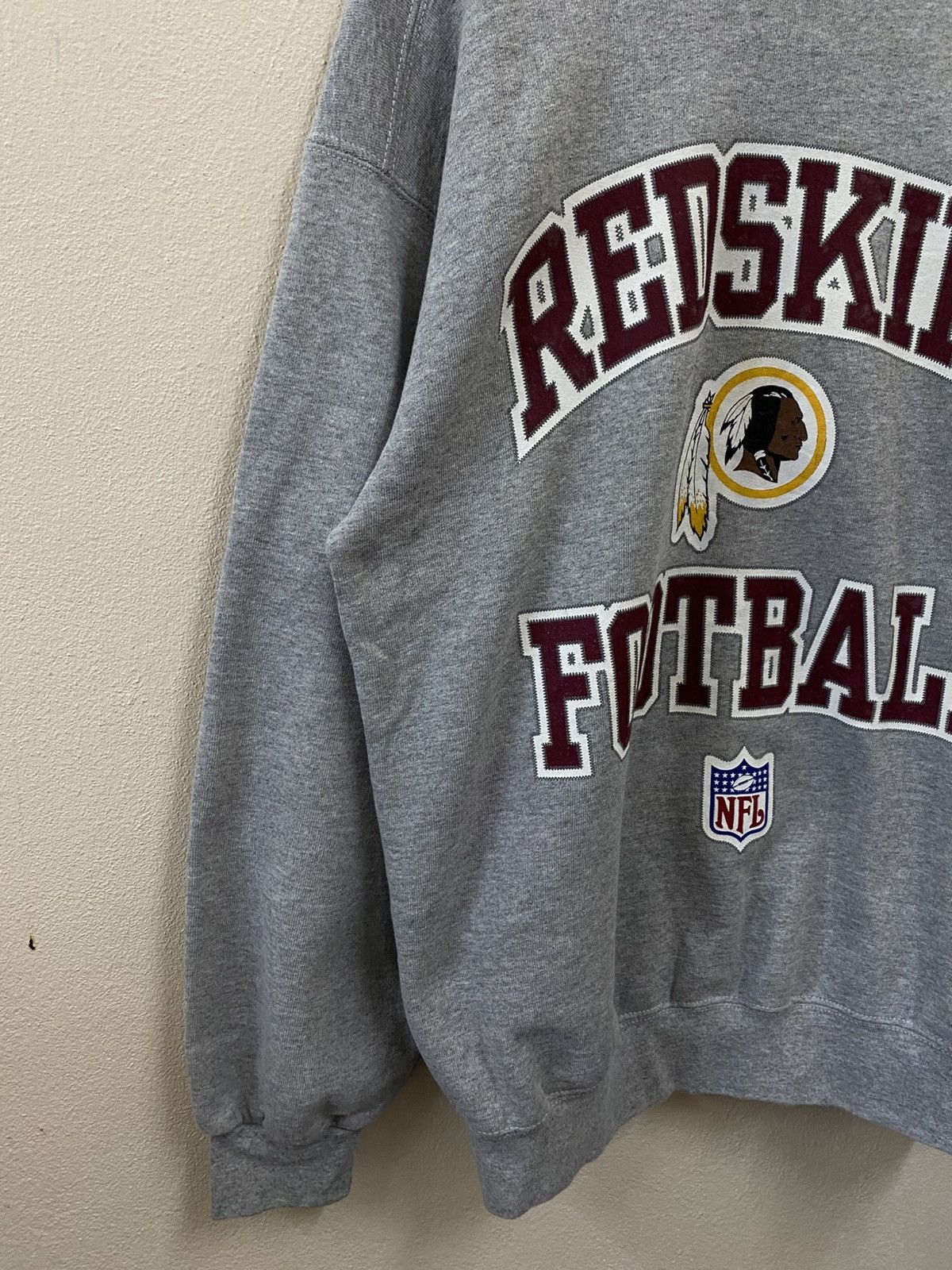 Starter Vintage Starter NFL Redskin Football Size US L / EU 52-54 / 3 - 5 Thumbnail