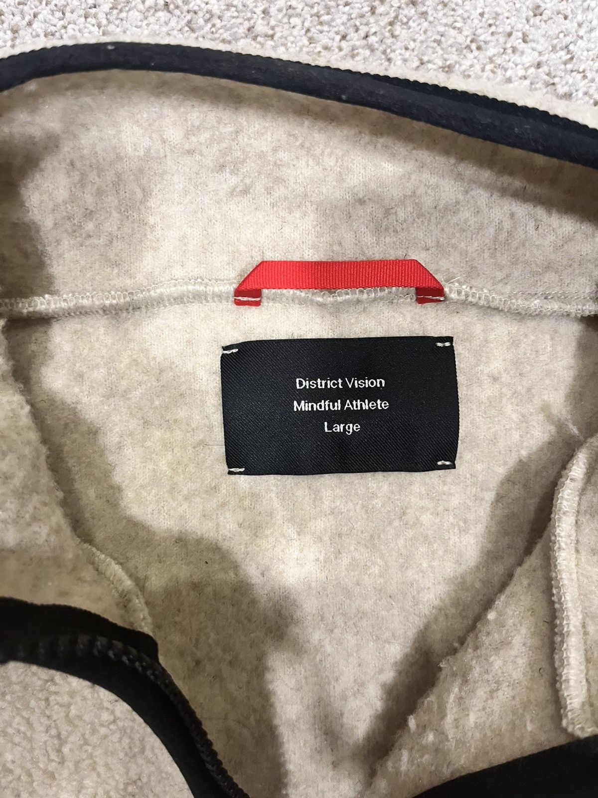 District Vision District Vision Greg Cabin Fleece size L Size US L / EU 52-54 / 3 - 2 Thumbnail