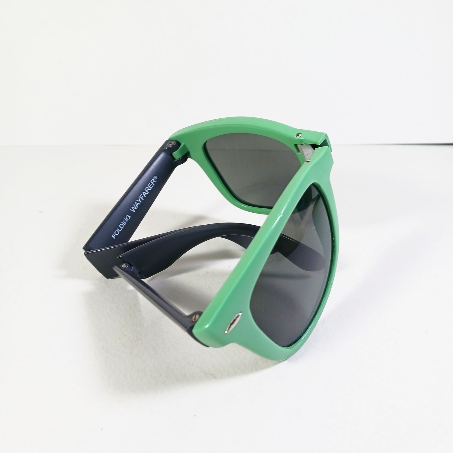 RayBan Ray Ban RB4105 Green/Gray Folding Wayfarer Sunglasses w/Case Size ONE SIZE - 5 Thumbnail