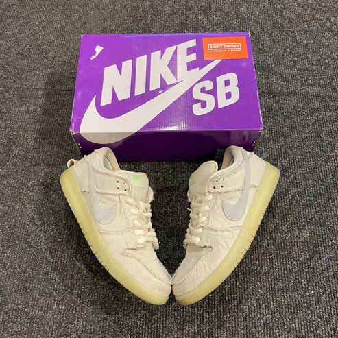 Nike SB Nike SB Dunk Low Mummy Size US 10 / EU 43 - 1 Thumbnail