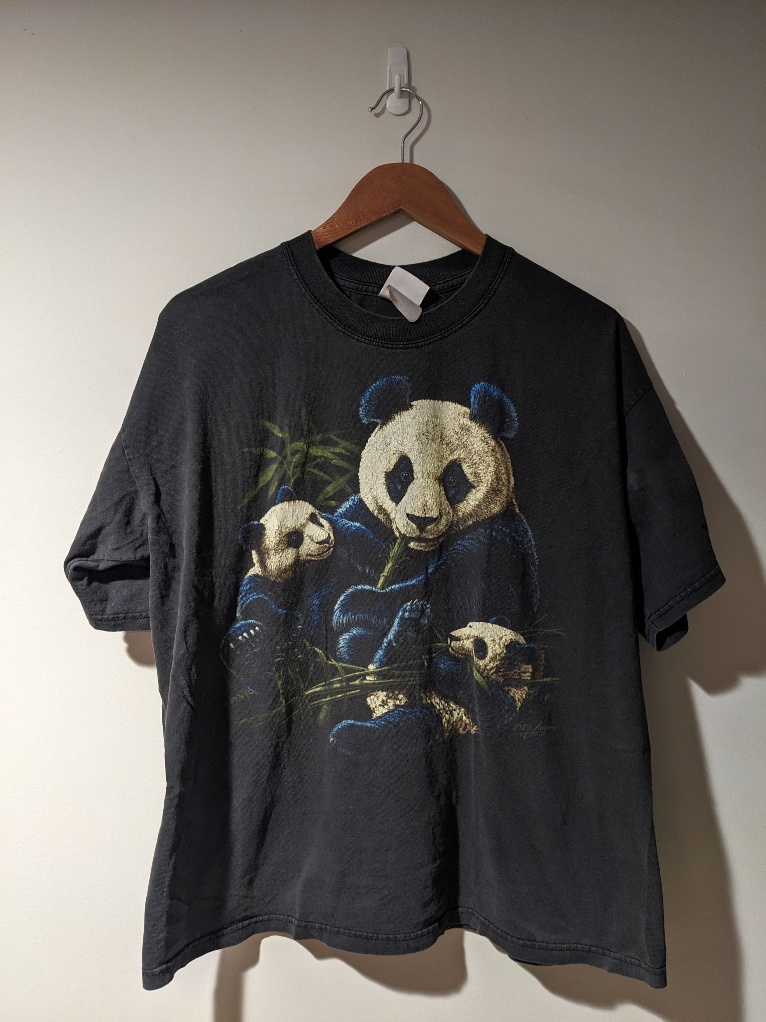 Vintage Vintage 90s Panda Cub Bamboo Animal Nature X-Large T-Shirt Size US XL / EU 56 / 4 - 1 Thumbnail
