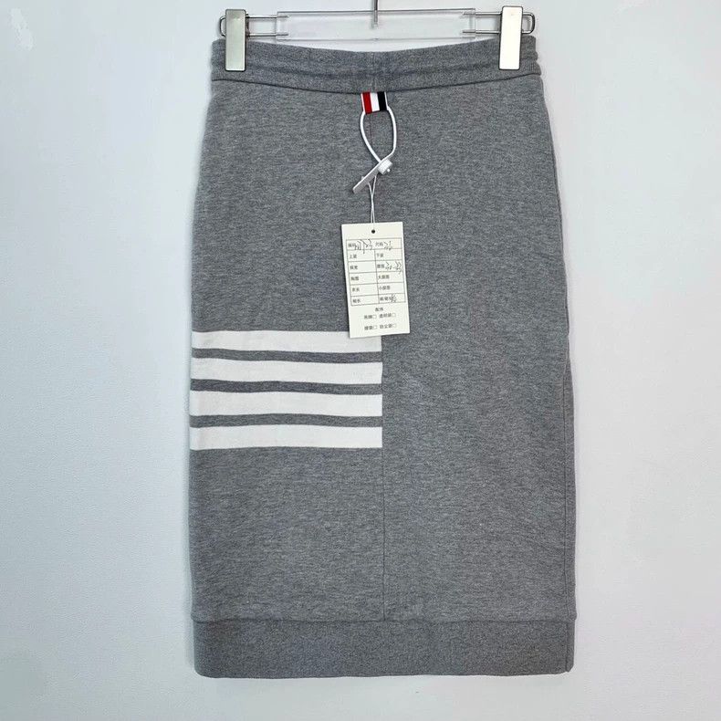 Thom Browne Thom Browne Half length skirt with drawstring. Grey Size XS / US 0-2 / IT 36-38 - 2 Thumbnail