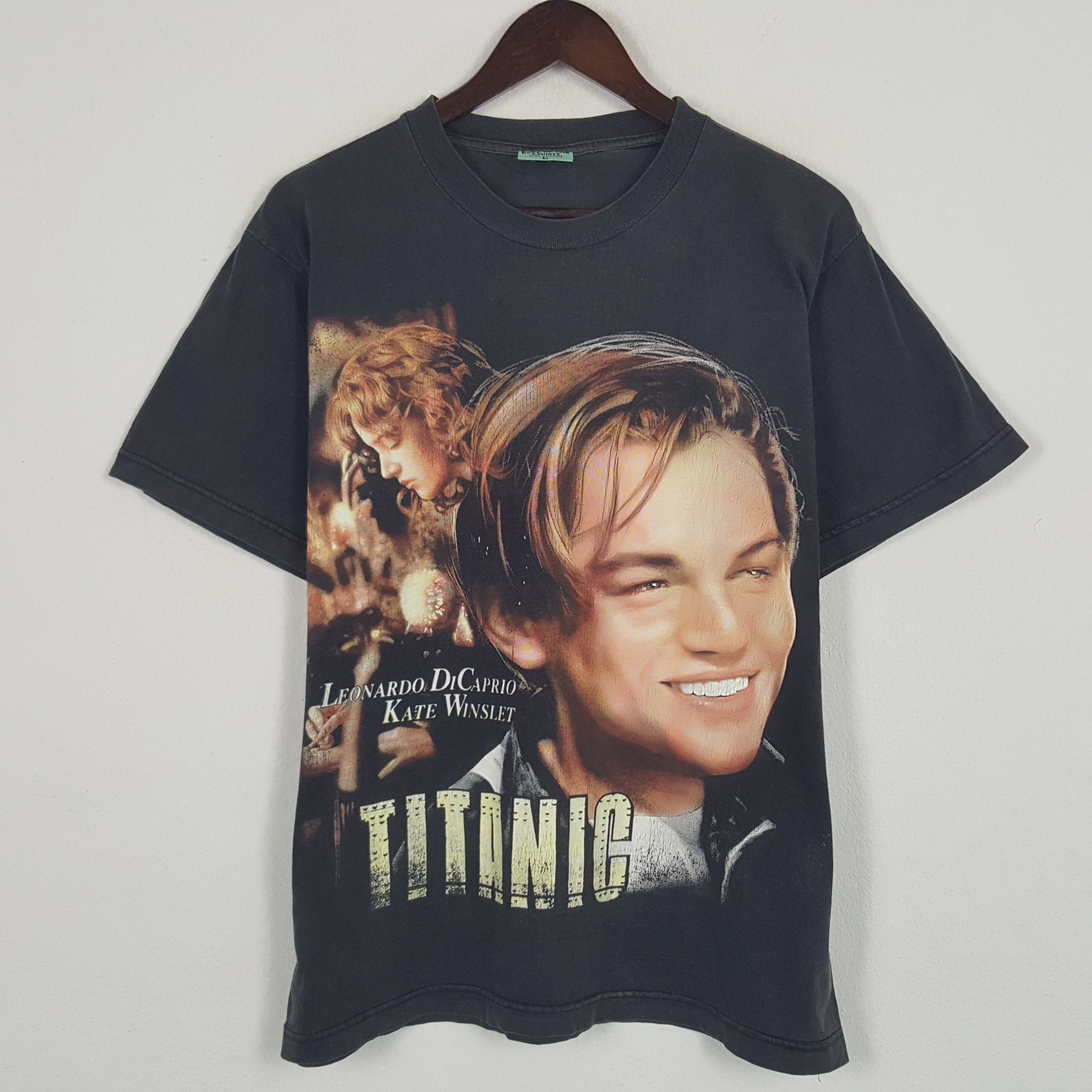 Vintage Vintage Titanic American Romantic Movie Tshirt Size US L / EU 52-54 / 3 - 1 Thumbnail